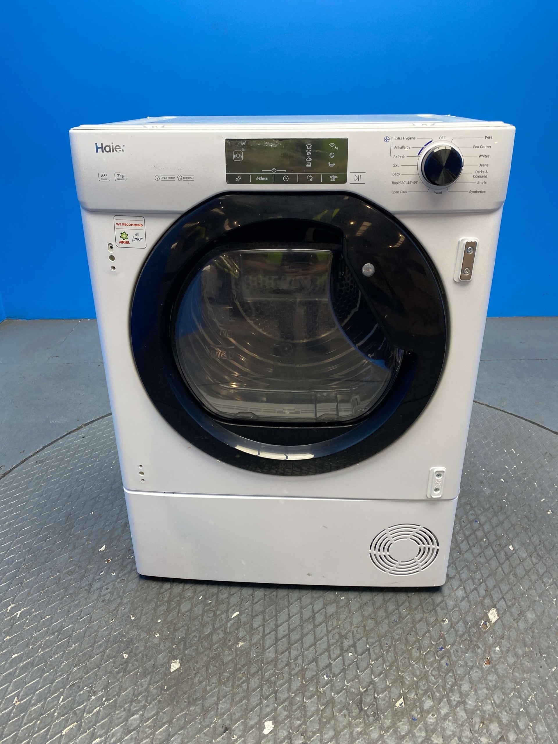 Haier Series 6 HDBIH7A2TBEX Integrated 7kg Heat Pump Tumble Dryer