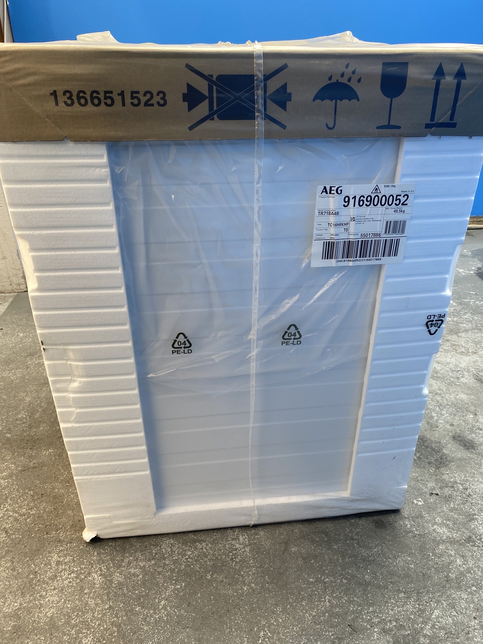 #GRC-154-136 - AEG TR718A4B 7000 Series 8kg Heat Pump SensiDry Tumble Dryer