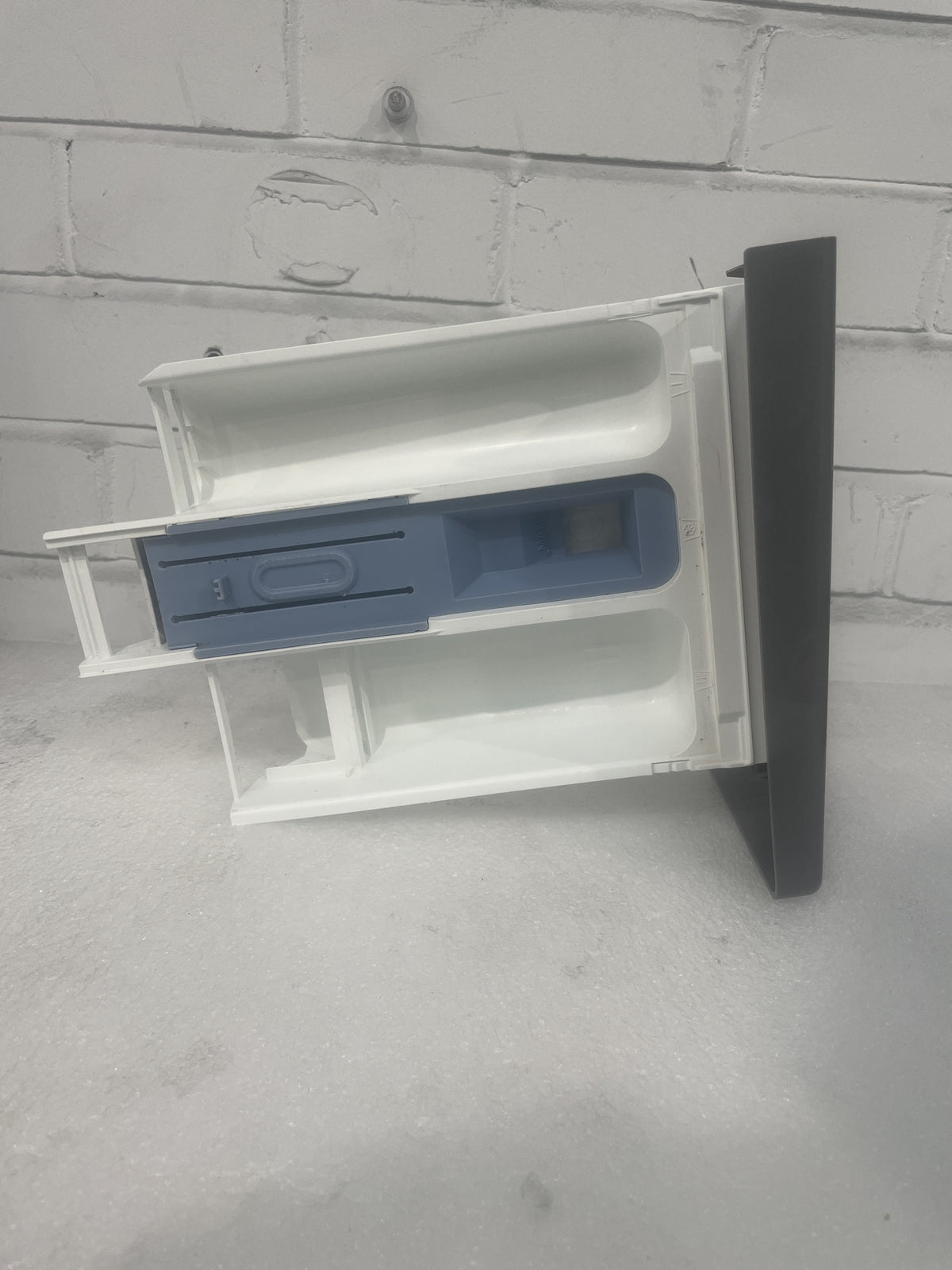#GRC-157-533 - Samsung WW90TA046AX Washing Machine Detergent Drawer