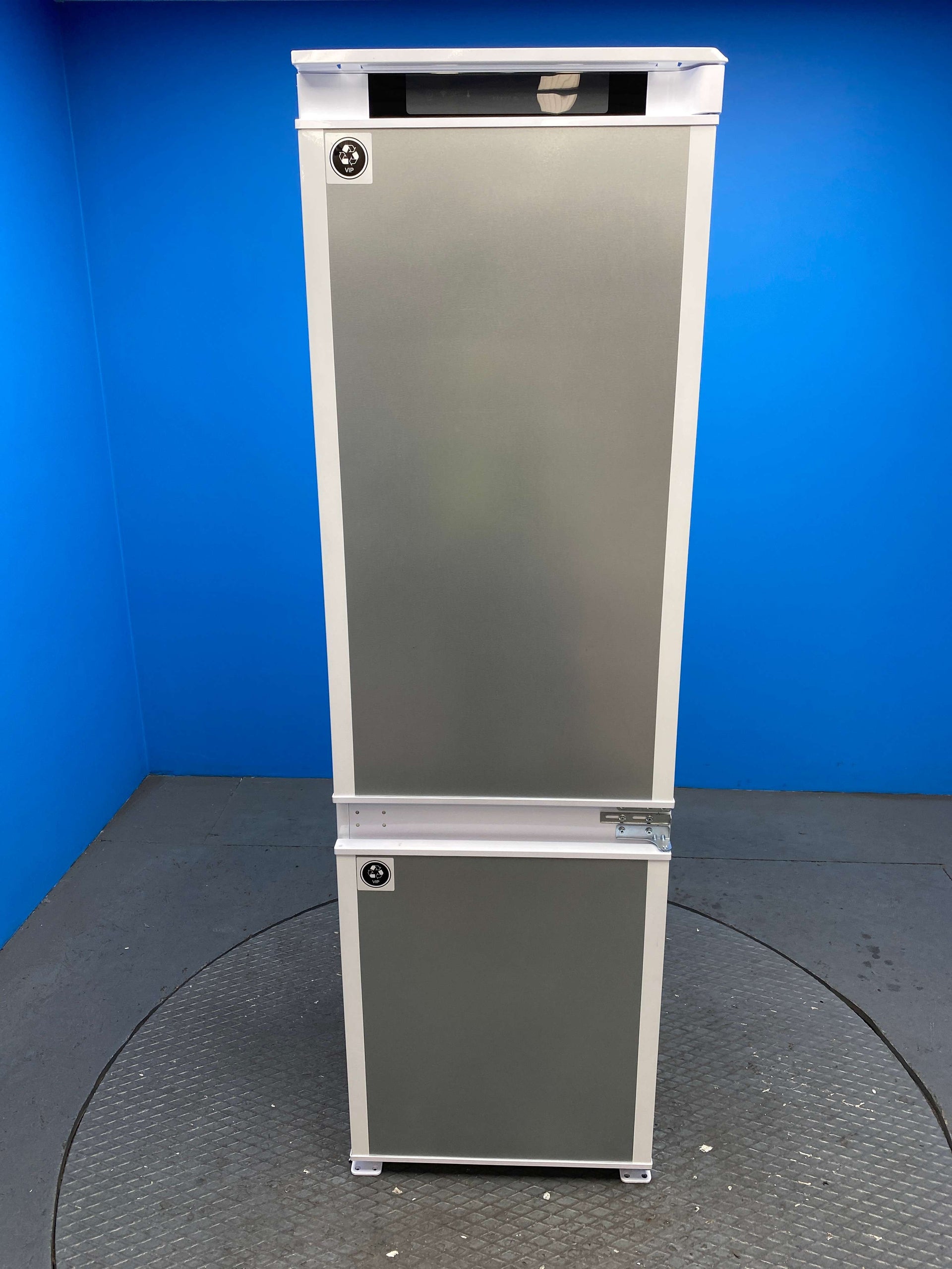 Haier HBW5518DK Series 6 248 Litre Integrated Fridge Freezer
