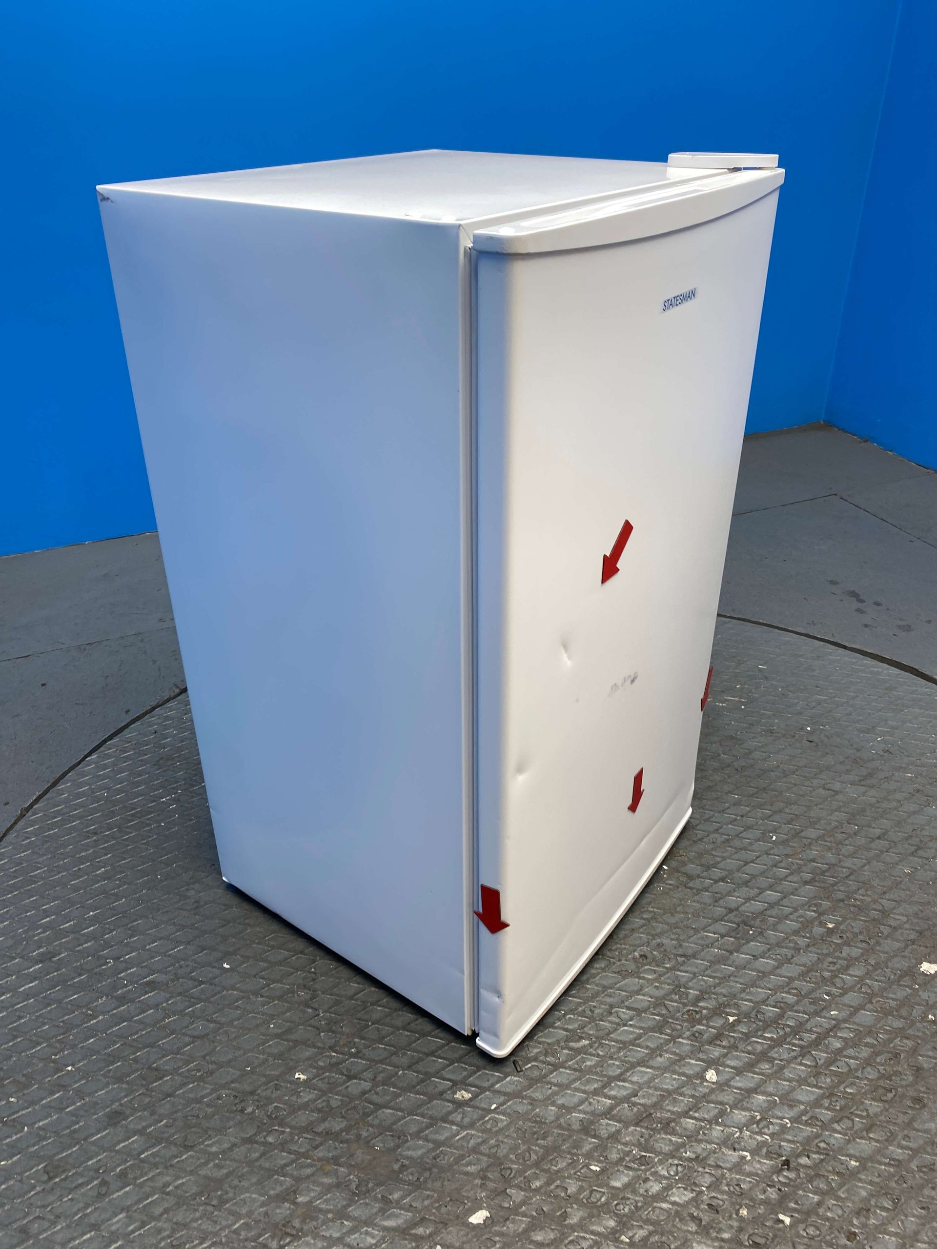 Statesman UC47FZW 47cm 60L Under Counter Freezer