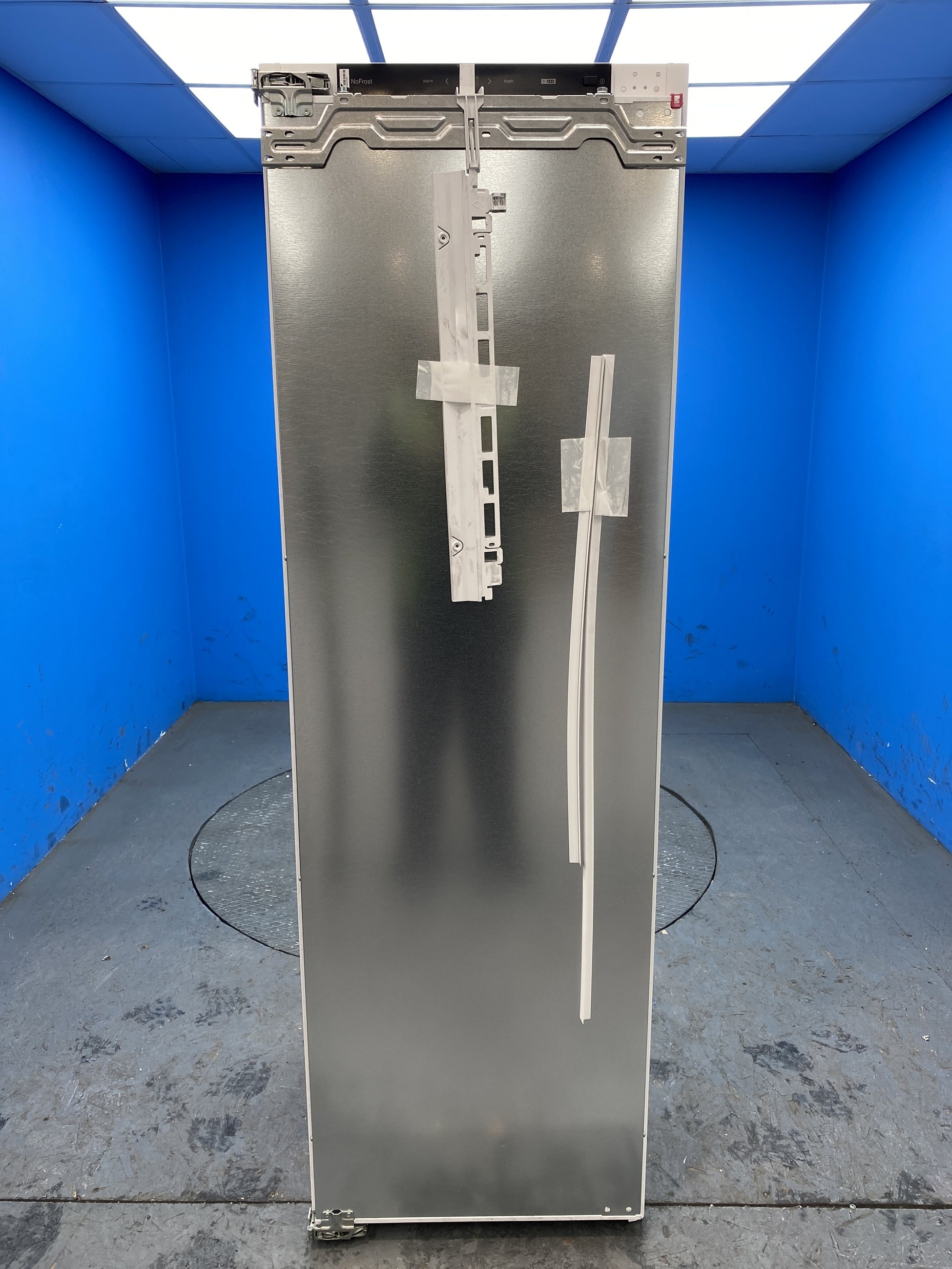 #GRC-153-023 - Bosch GIN81VEE0G Serie 4 Built-in Frost Free Upright Freezer