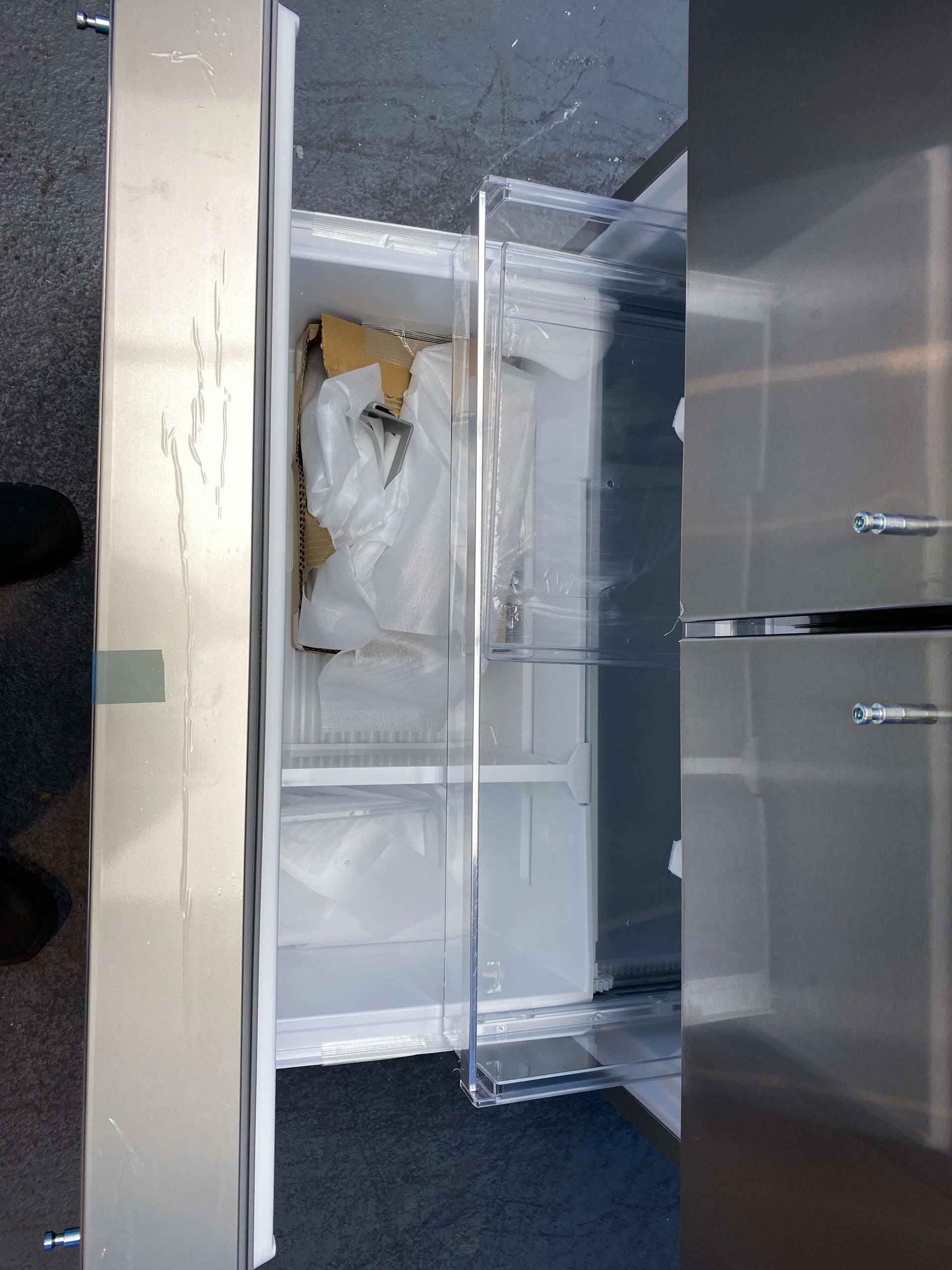 Bosch KFF96PIEP Series 8 French Door American Fridge Freezer