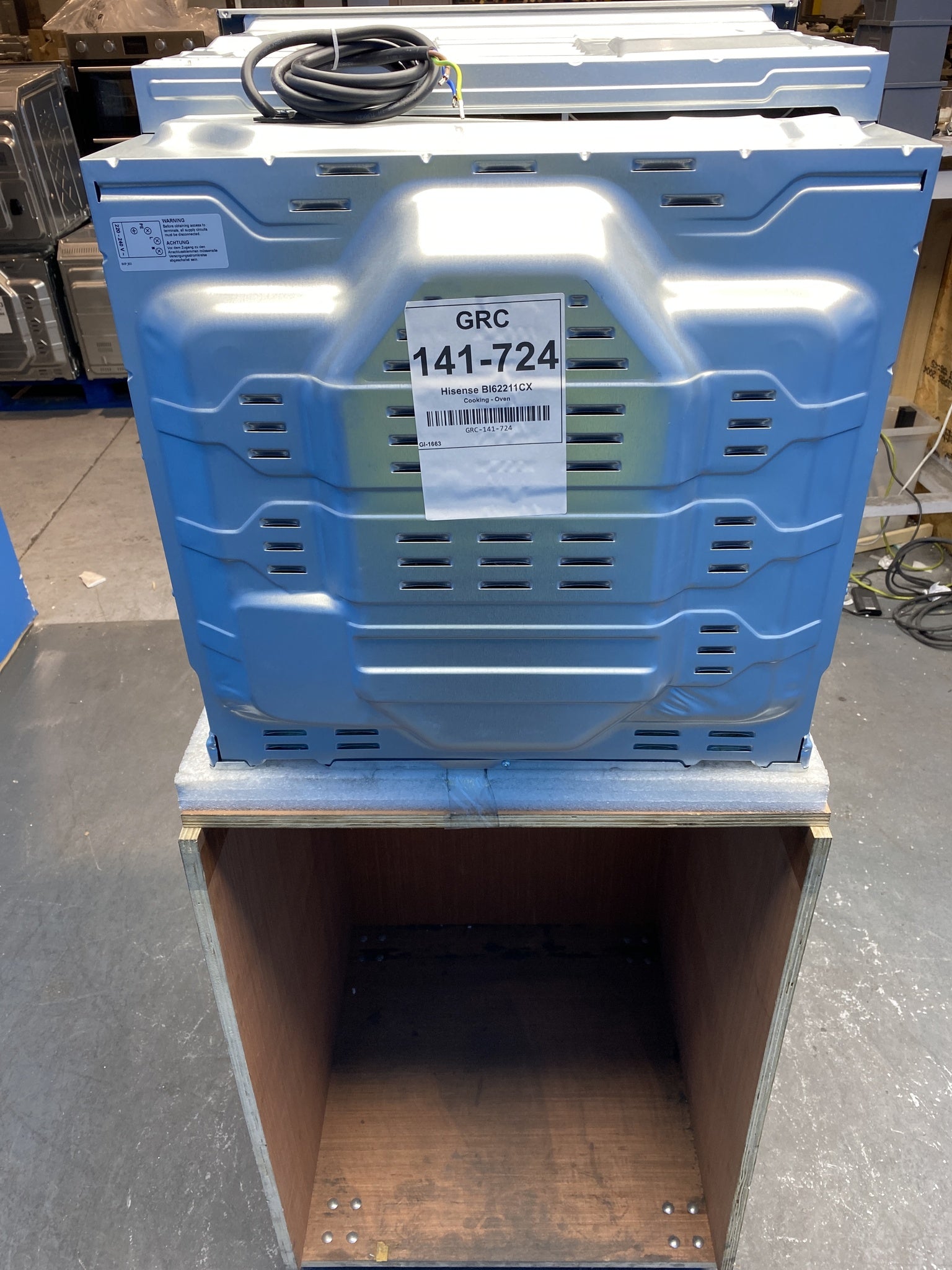 Hisense BI62211CX Built-in 77 Litre Single Oven