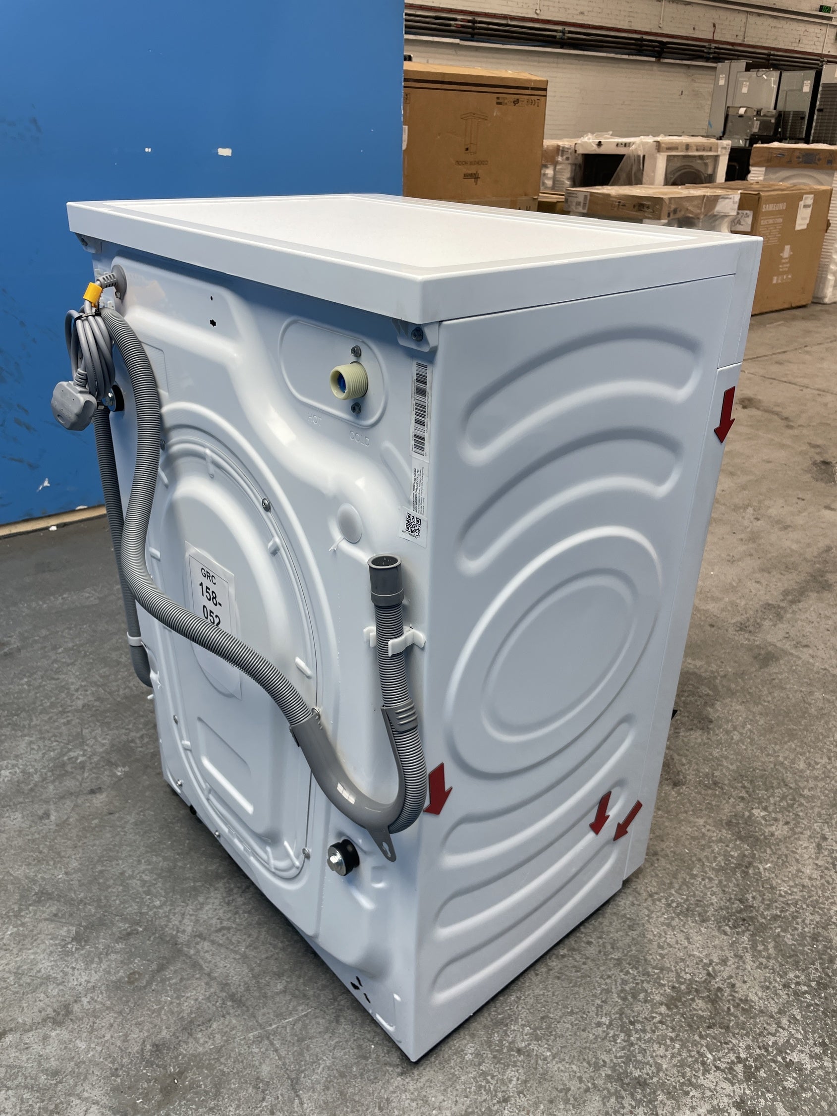#GRC-158-052 - Hisense WF5I9043BWFS 9kg 140rpm KitchenFit Washing Machine