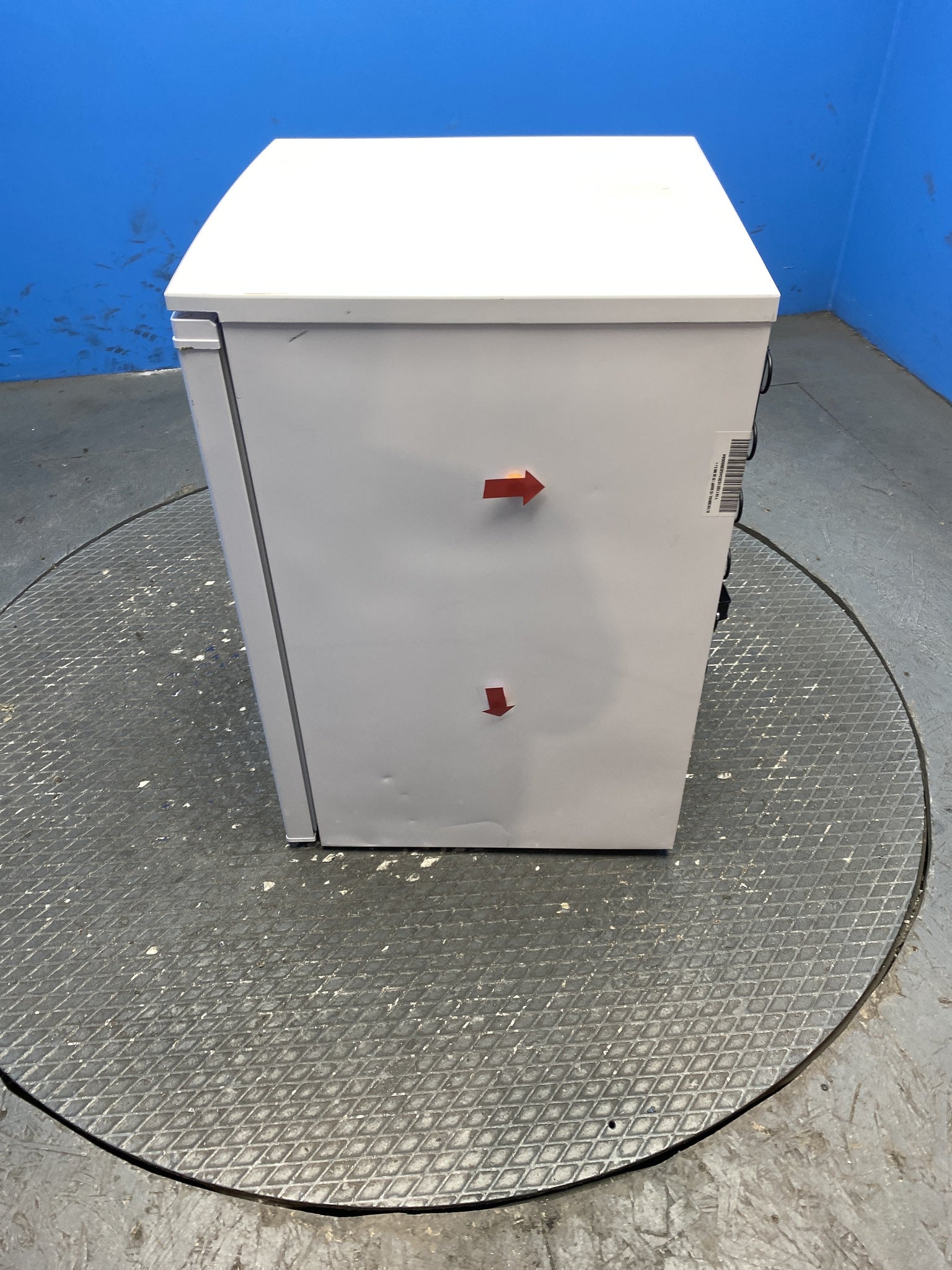 Sharp SJ-UE121M4W 122 Litre Undercounter Fridge