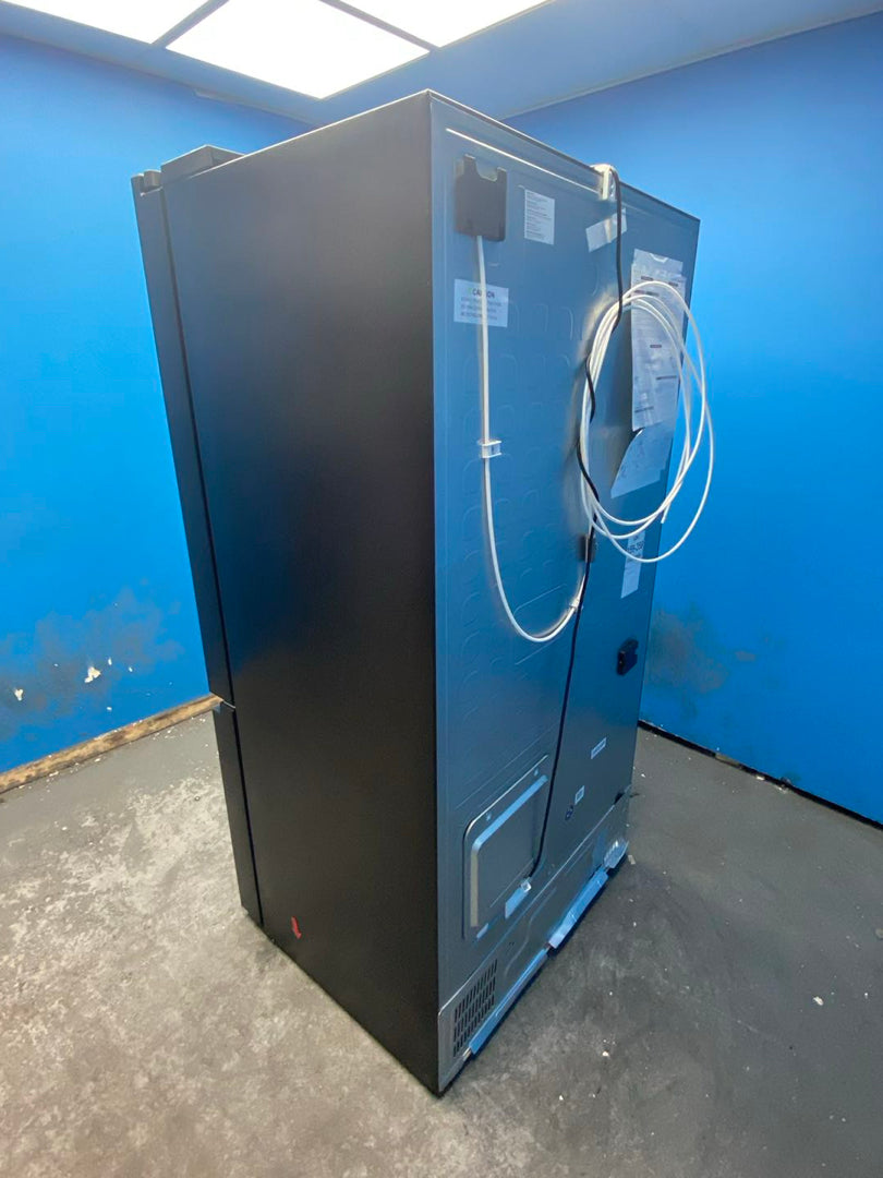 #GRC-159-359 - Hisense RF815N4SEFE 634L PureFlat American Fridge Freezer
