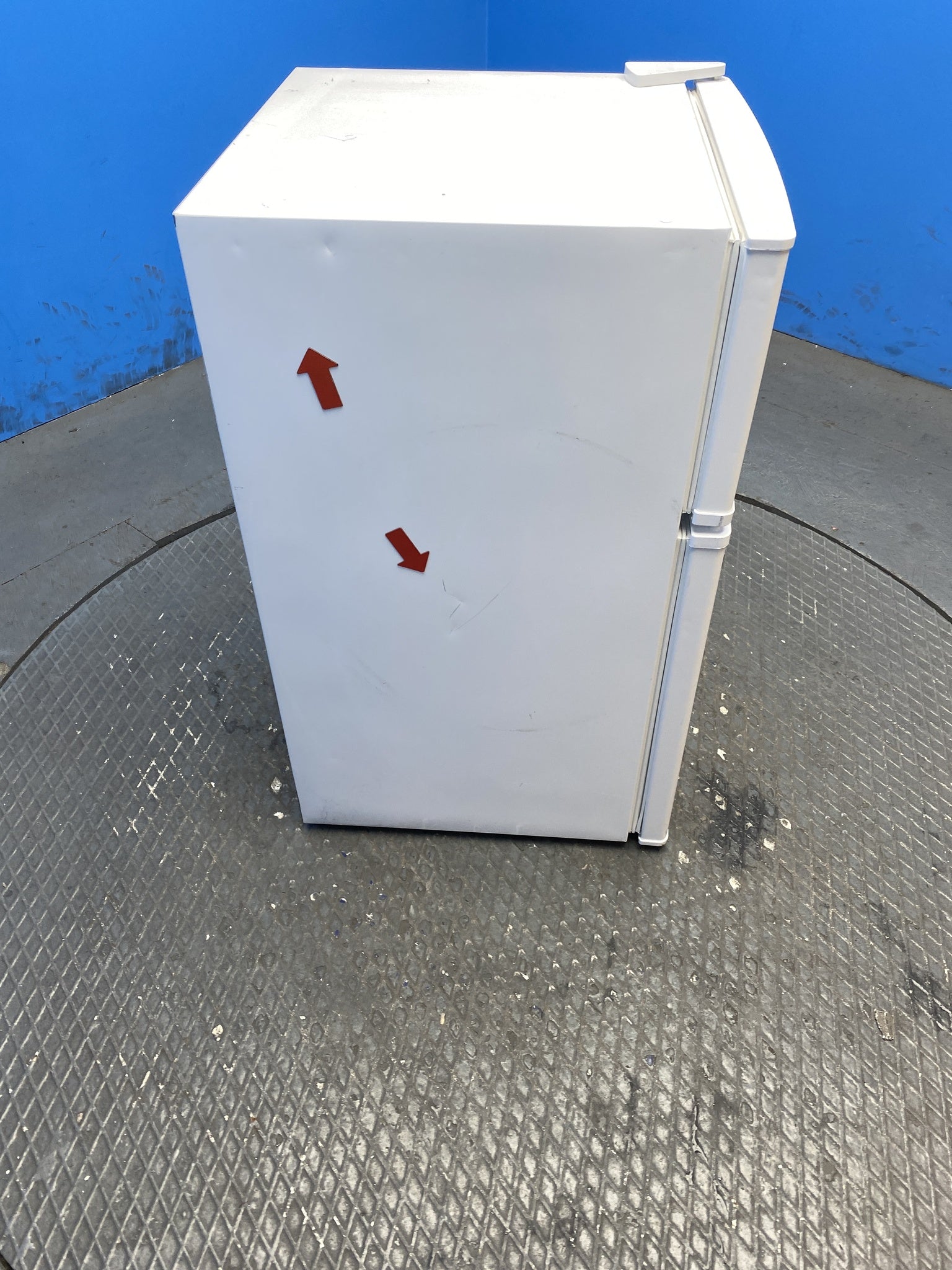 Igenix IG347FF 96 Litre Undercounter Fridge Freezer