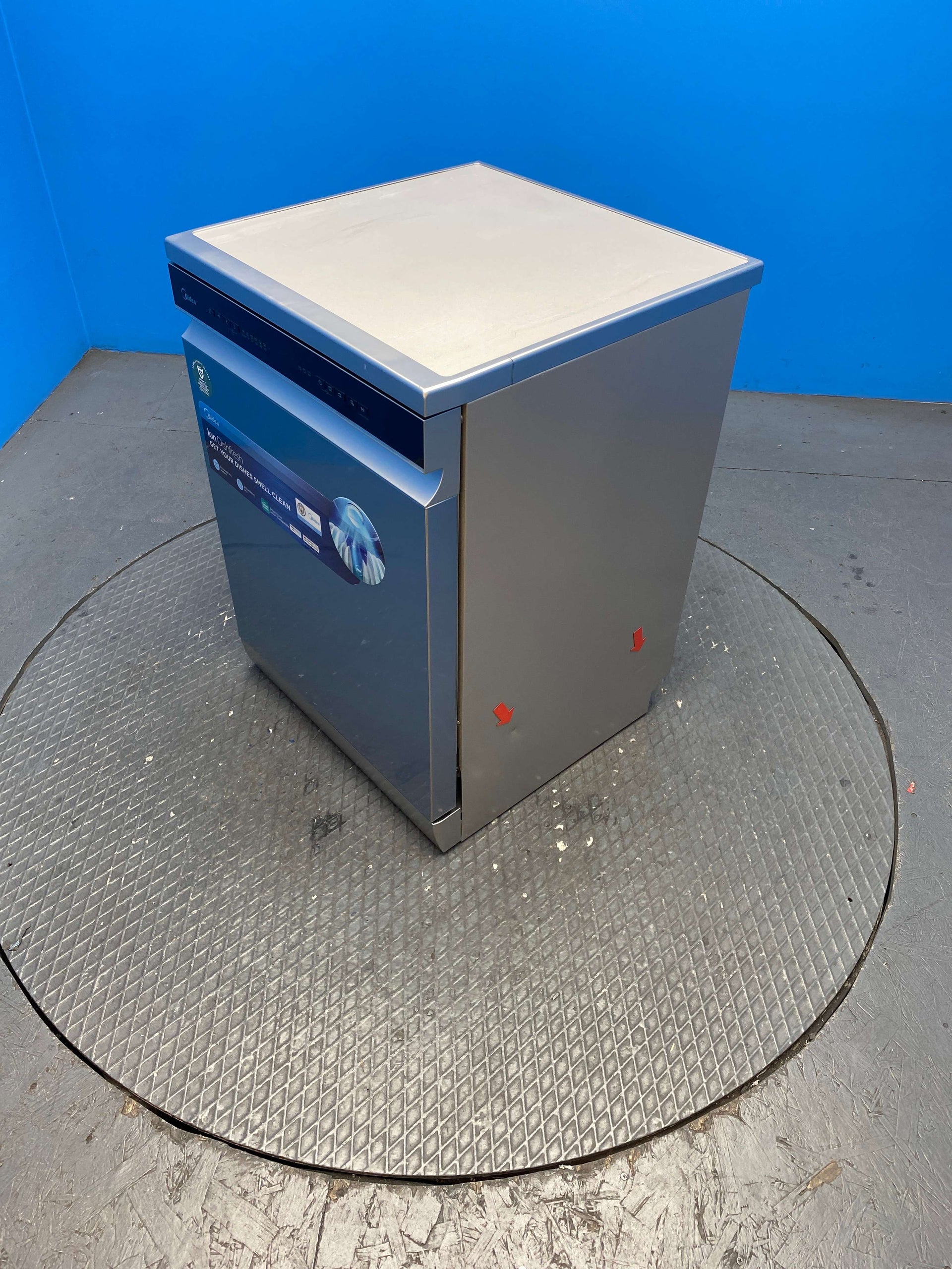 Midea MDWEF1433DSS Full Size 14 Place Dishwasher