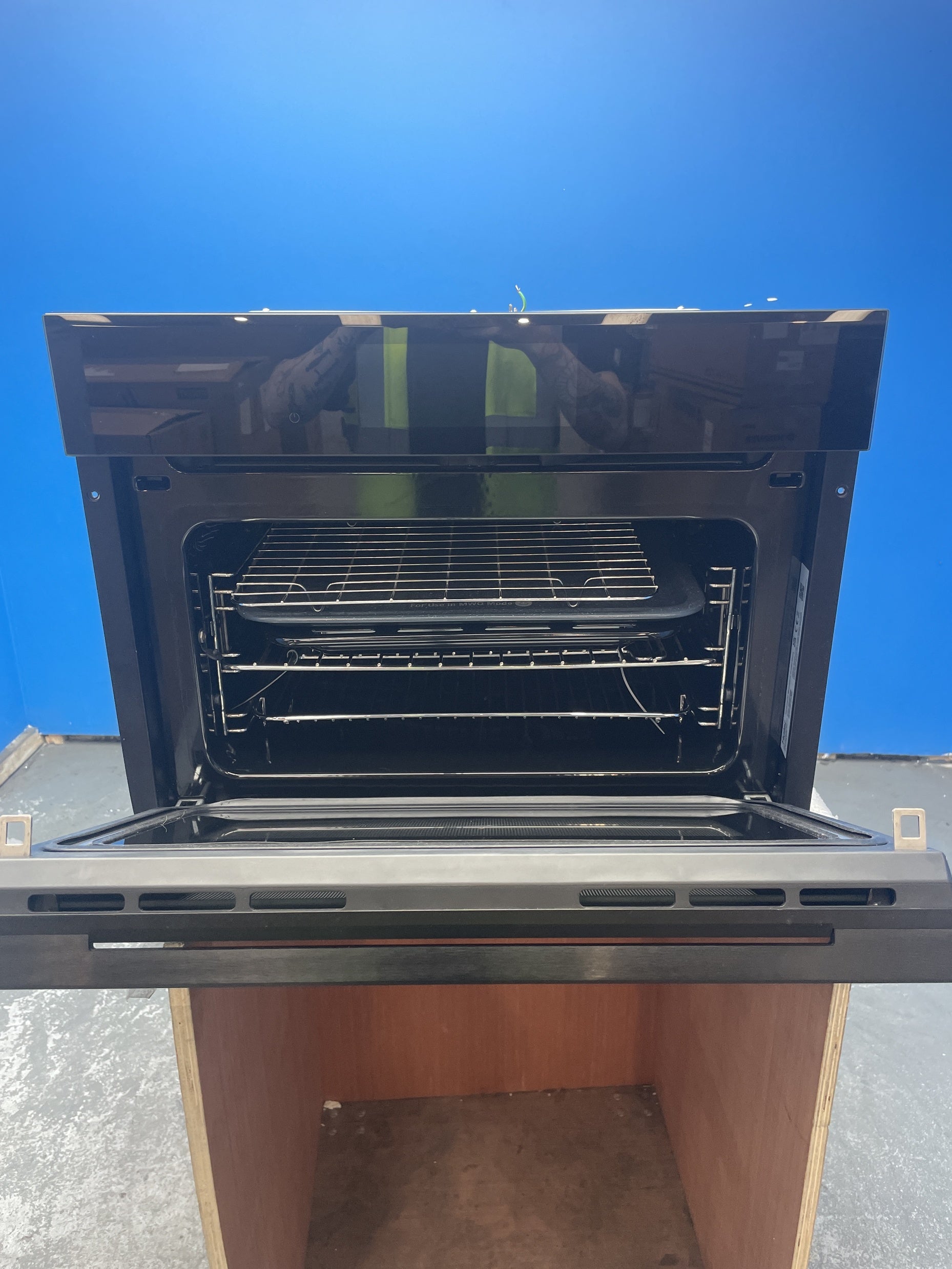 #GRC-158-994 - Haier H4MWID69P6NQB Series 6 Built-in Combi Microwave Oven