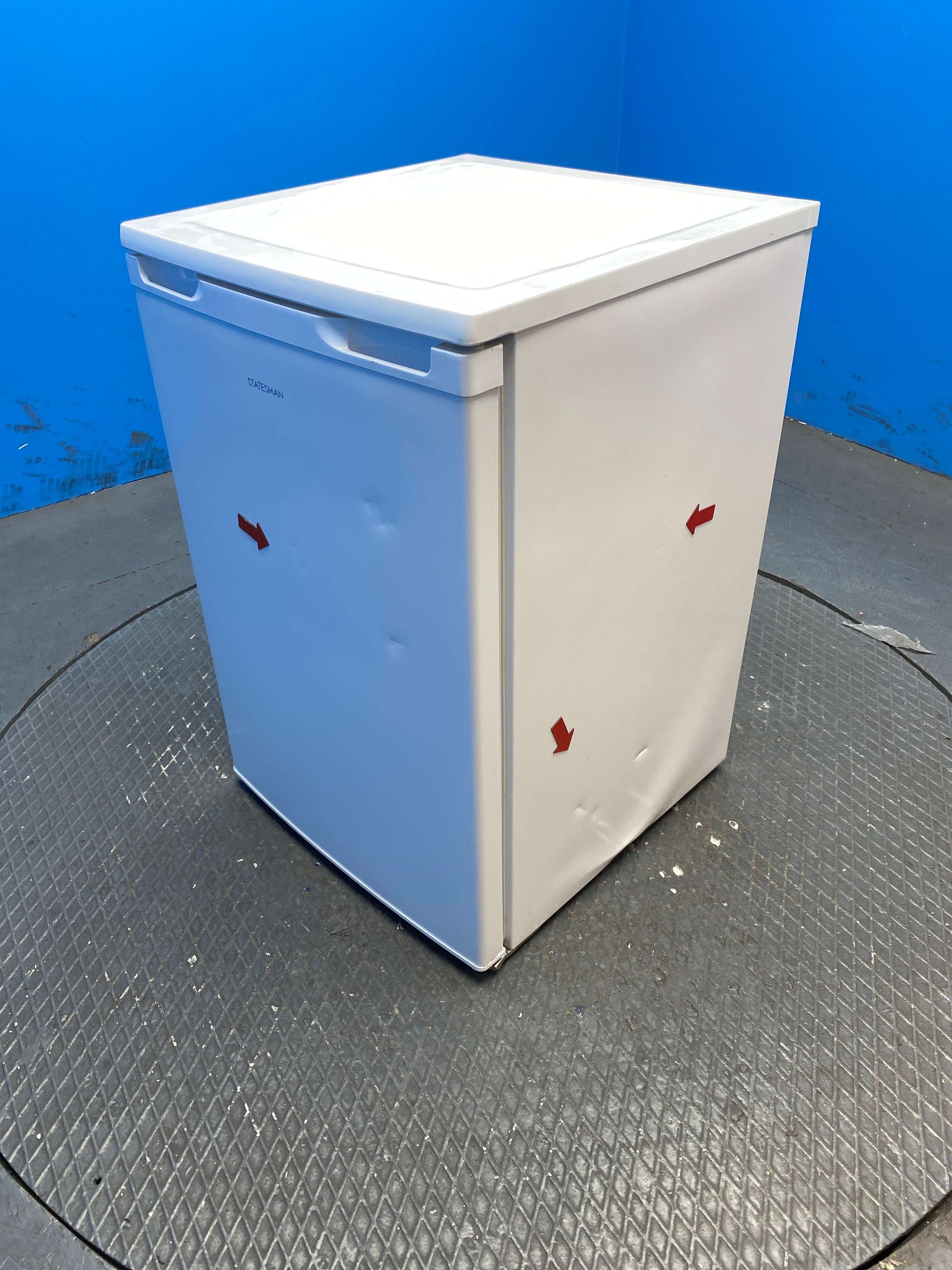 Statesman R155W 55cm Under Counter Fridge