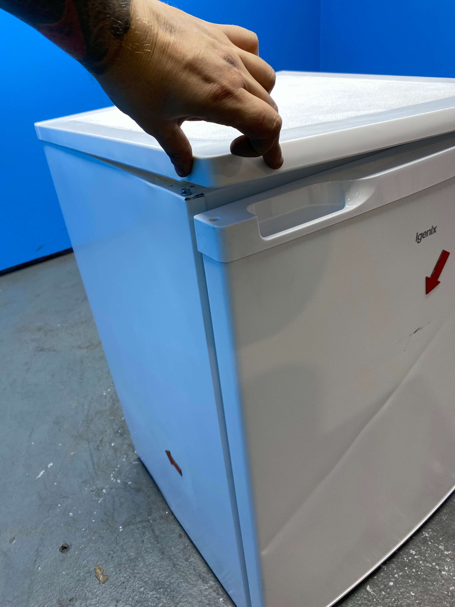 Igenix IG155W 109 Litre Under Counter Fridge with Ice Box