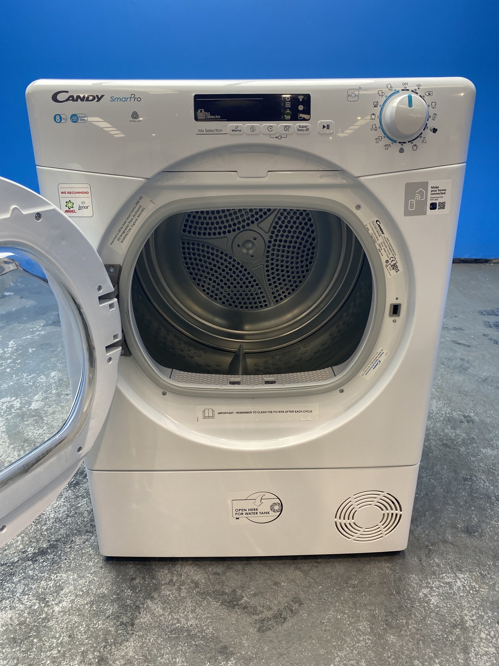 #GRC-152-053 - Candy CSOEC8DG 8kg Condenser Smart Tumble Dryer