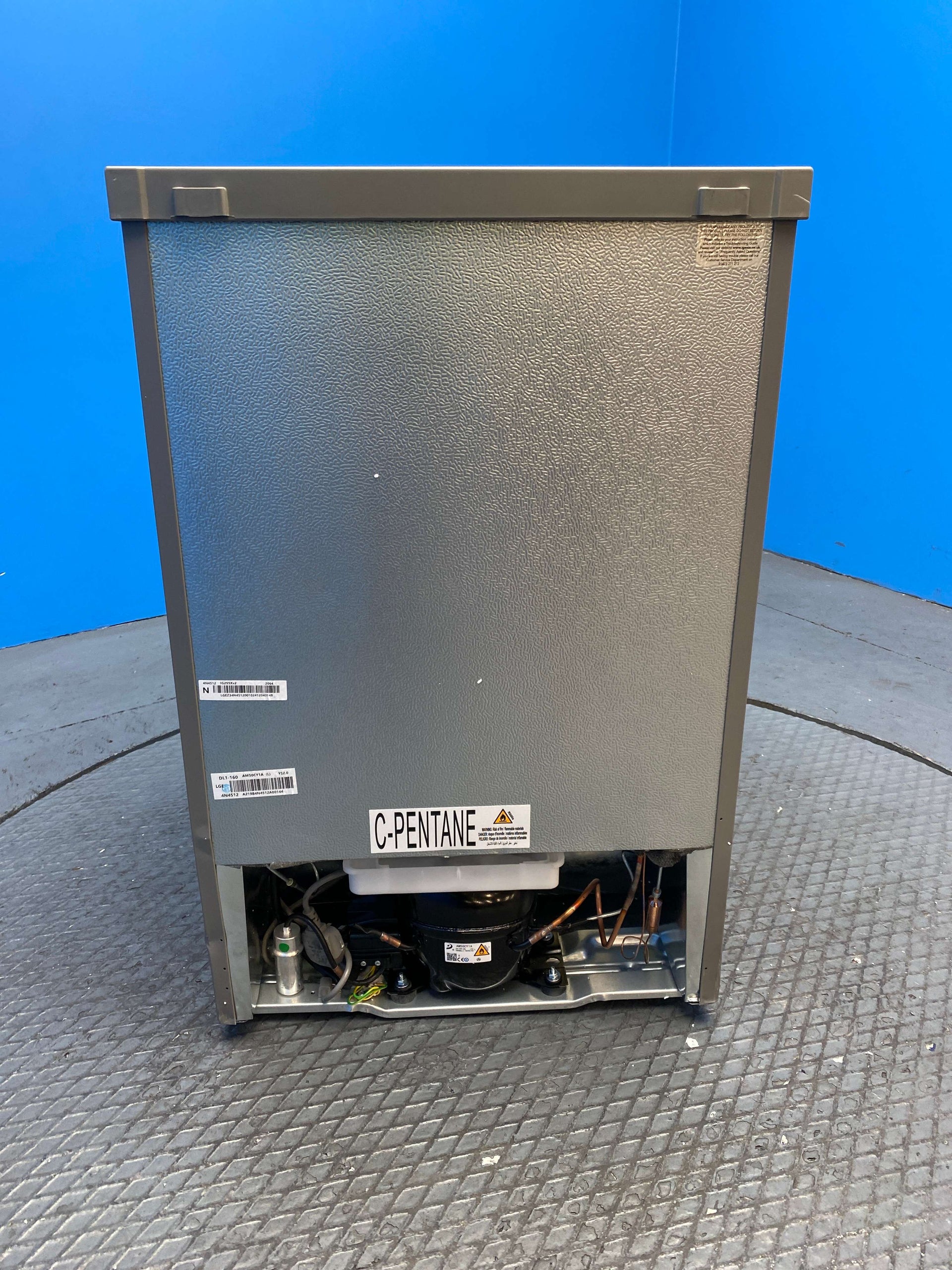 Igenix IG255X 136 Litre Undercounter Fridge