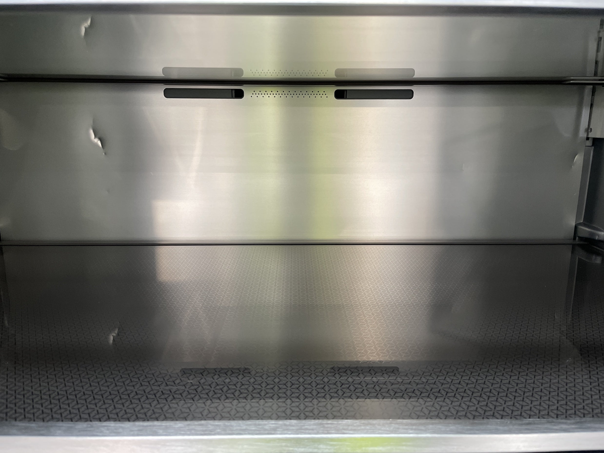 #GRC-157-793 - Hisense PureFlat RQ760N4IFE American Style Fridge Freezer