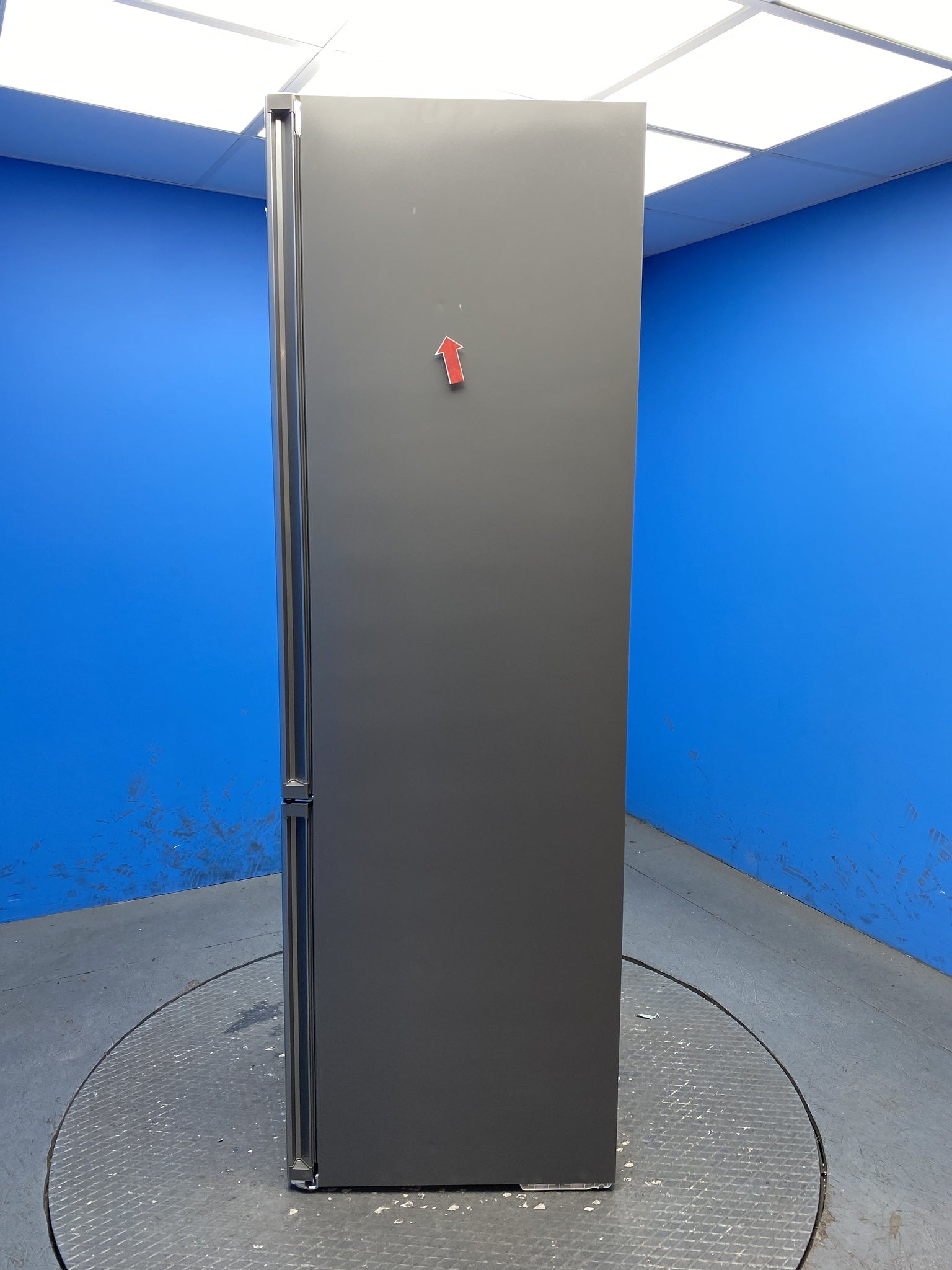 Bosch 363L Freestanding Frost Free Fridge Freezer Silver