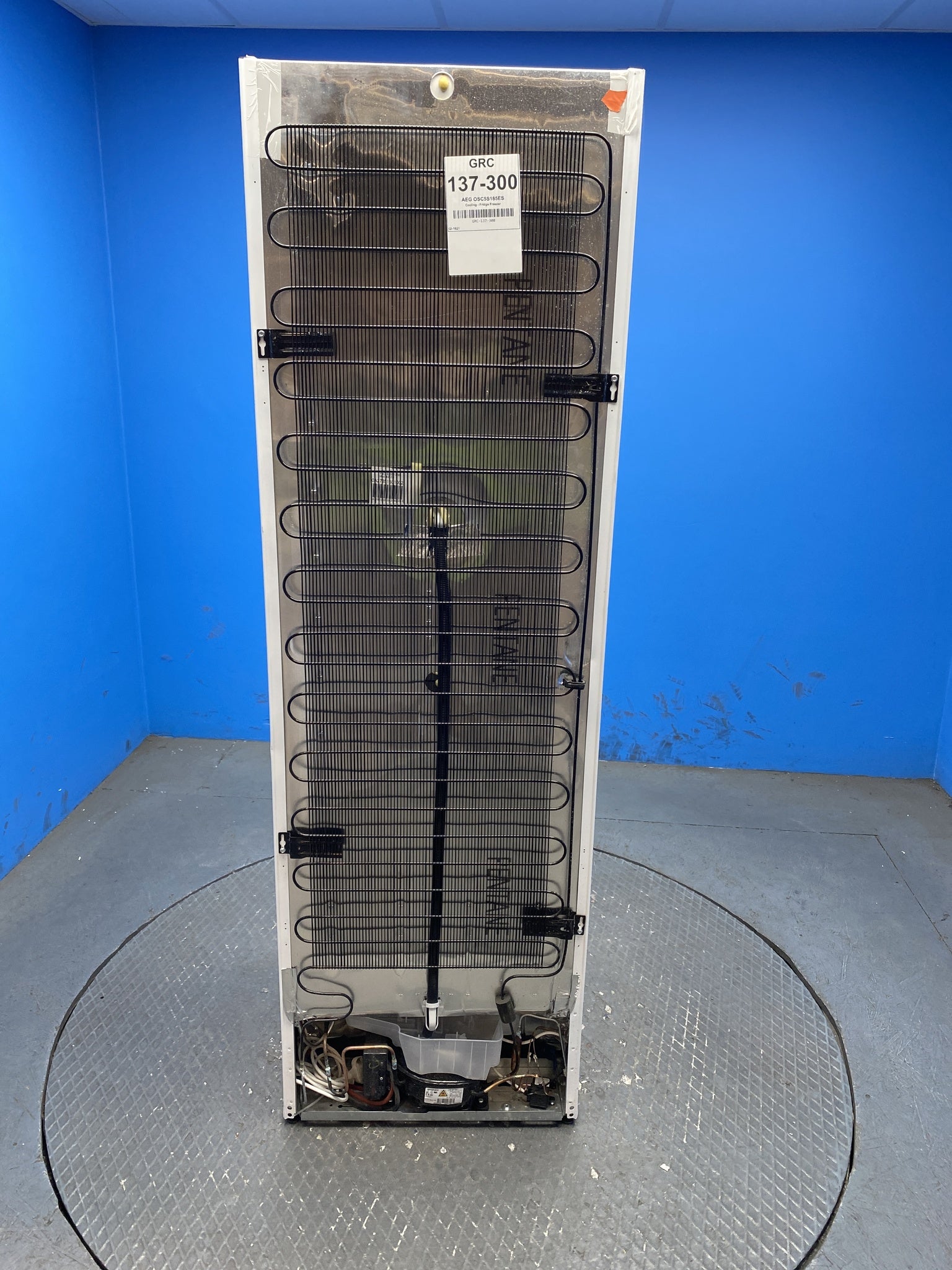 AEG OSC5S185ES 5000 Series Integrated Low Frost Fridge Freezer