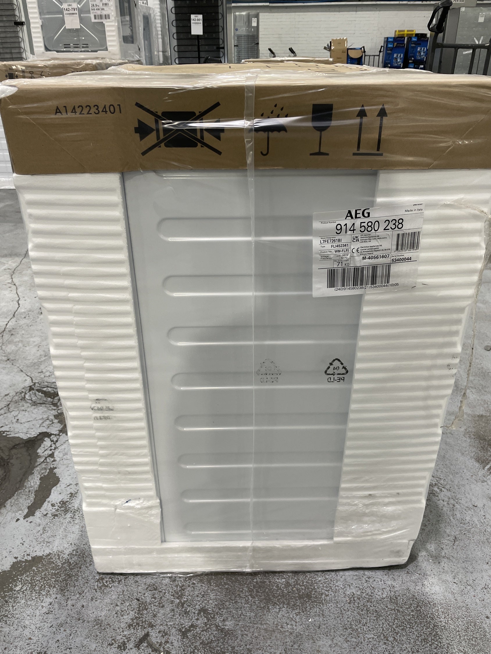 #GRC-142-782 - AEG 7000 Series L7FE7261BI Integrated 7kg 1200rpm Washing Machine