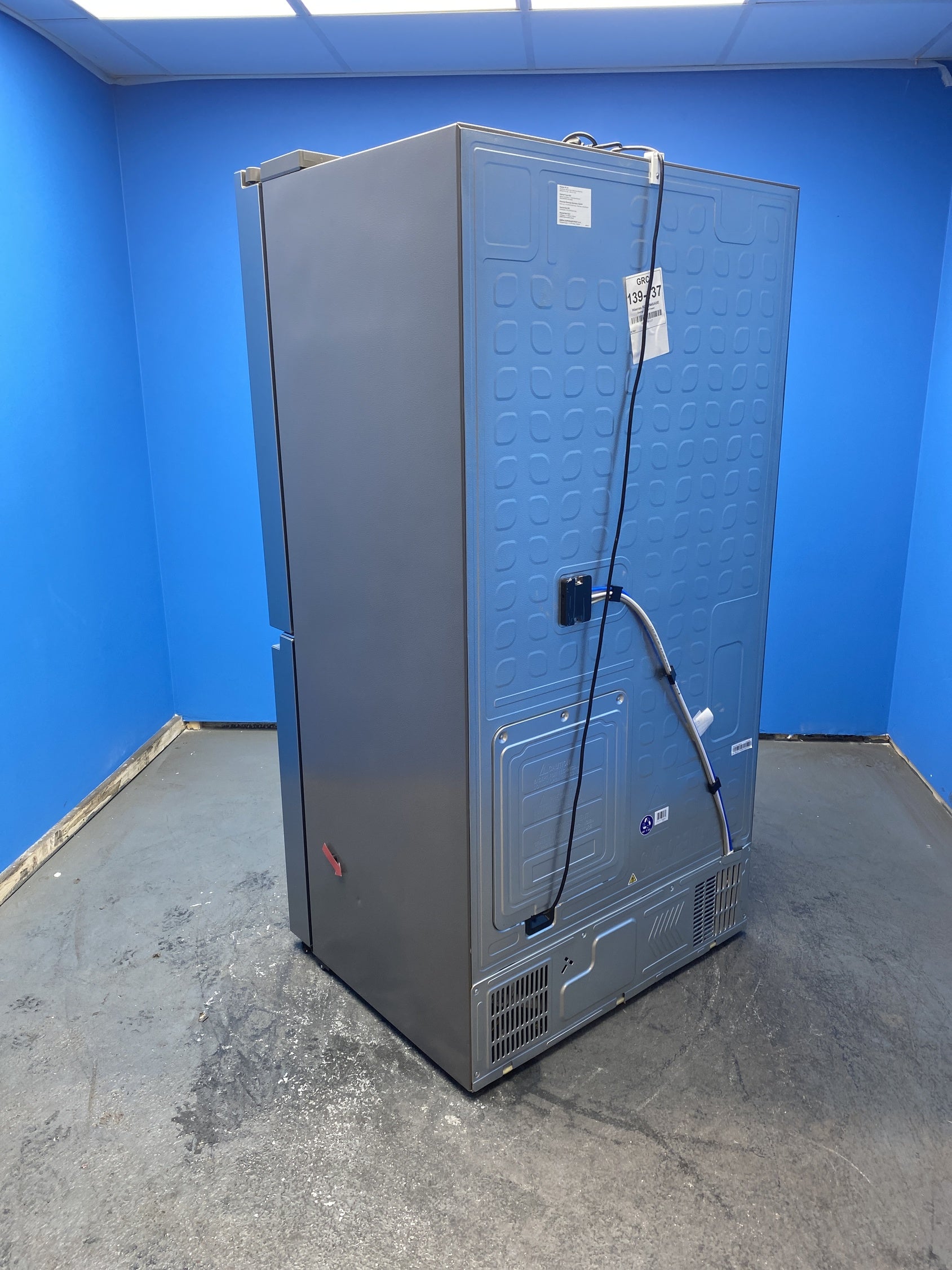 Hisense RQ760N4SASE 4-Door 584L American Fridge Freezer