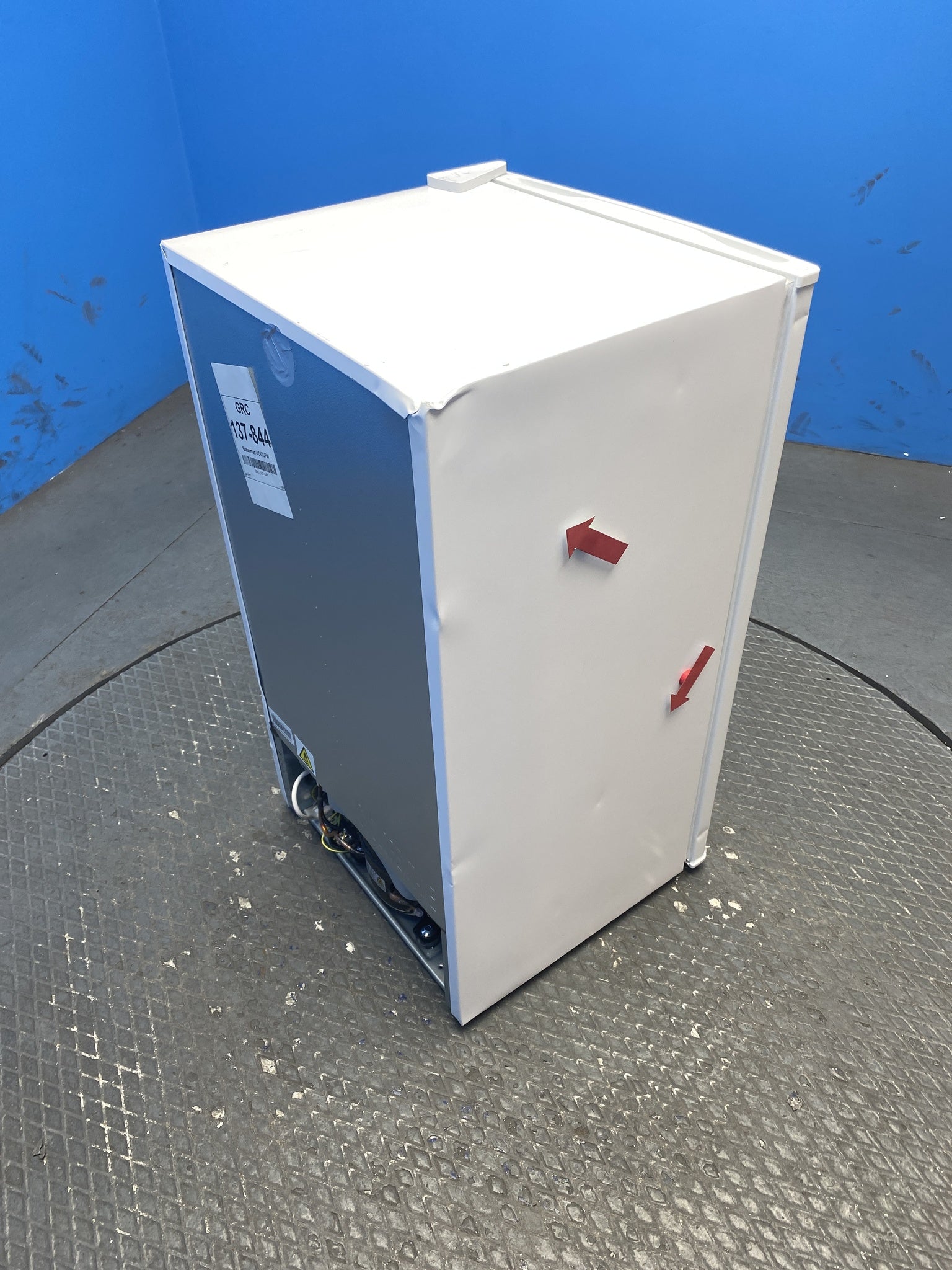 Statesman UC47LFW 93 Litres Under Counter Fridge