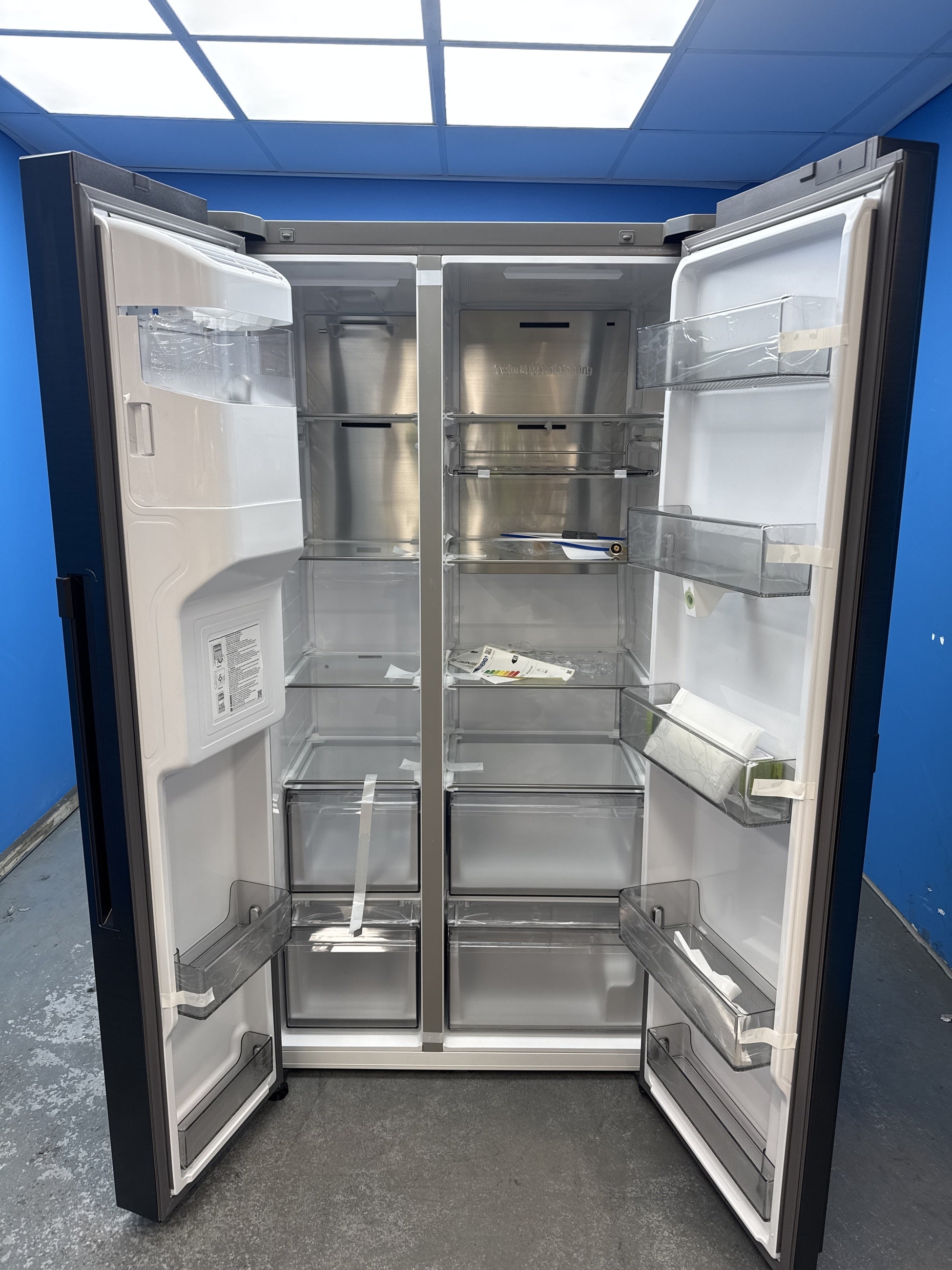 #GRC-153-763 - Samsung RS90F66BEFEU Family Hub American Fridge Freezer