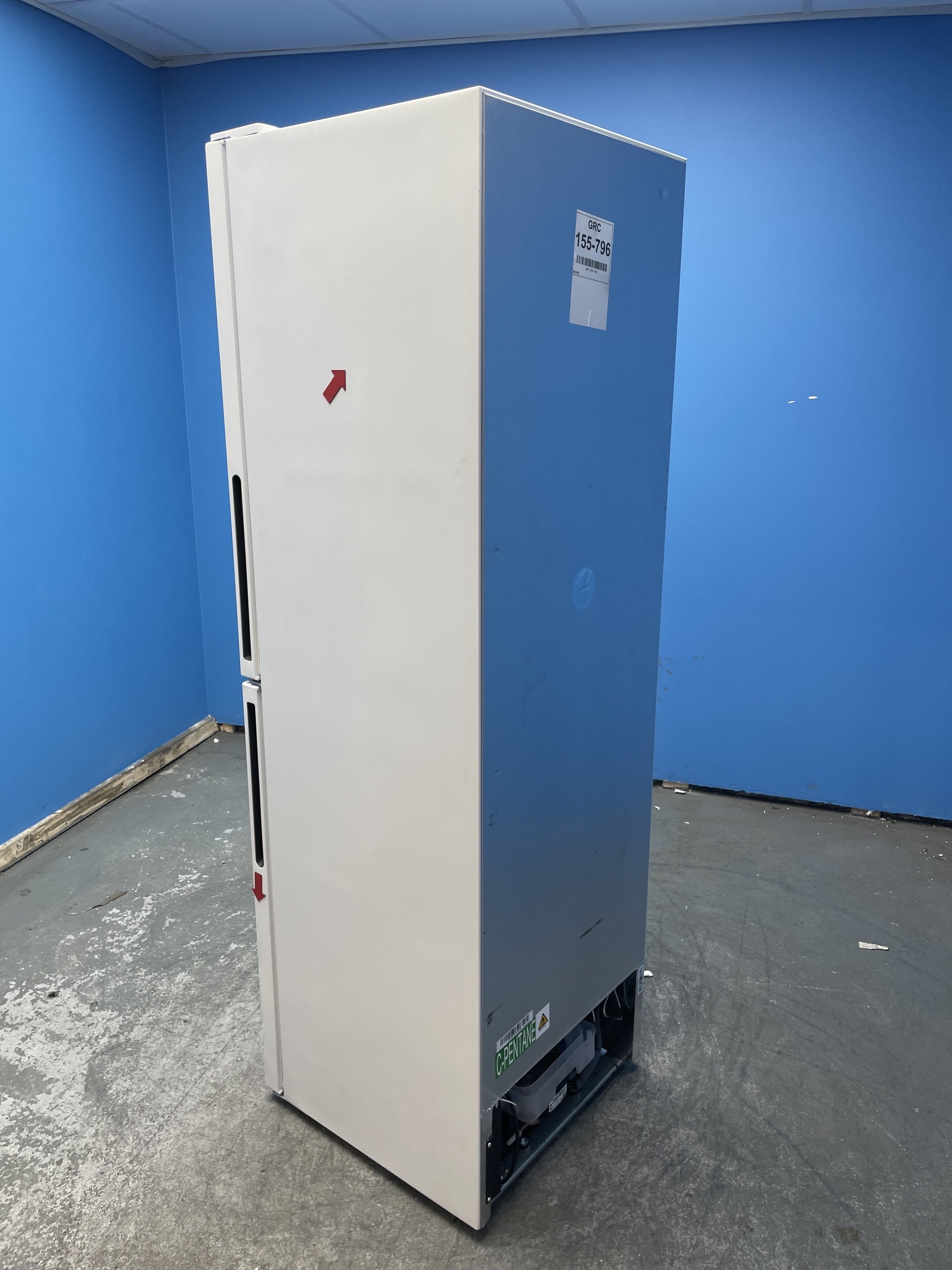 #GRC-155-796 - Hoover HVT3CLECKIHW 235 Litre Combi Fridge Freezer