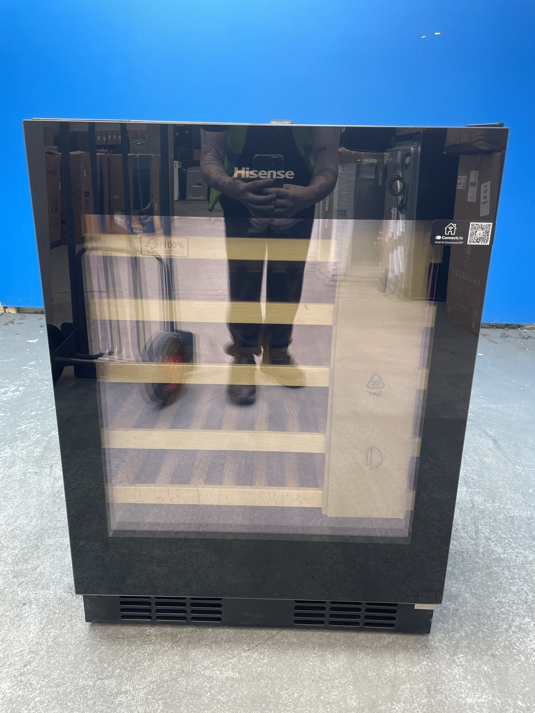 #GRC-158-098 - Hisense RW3N132GSLF Built-In 46 Bottles Wine Cooler