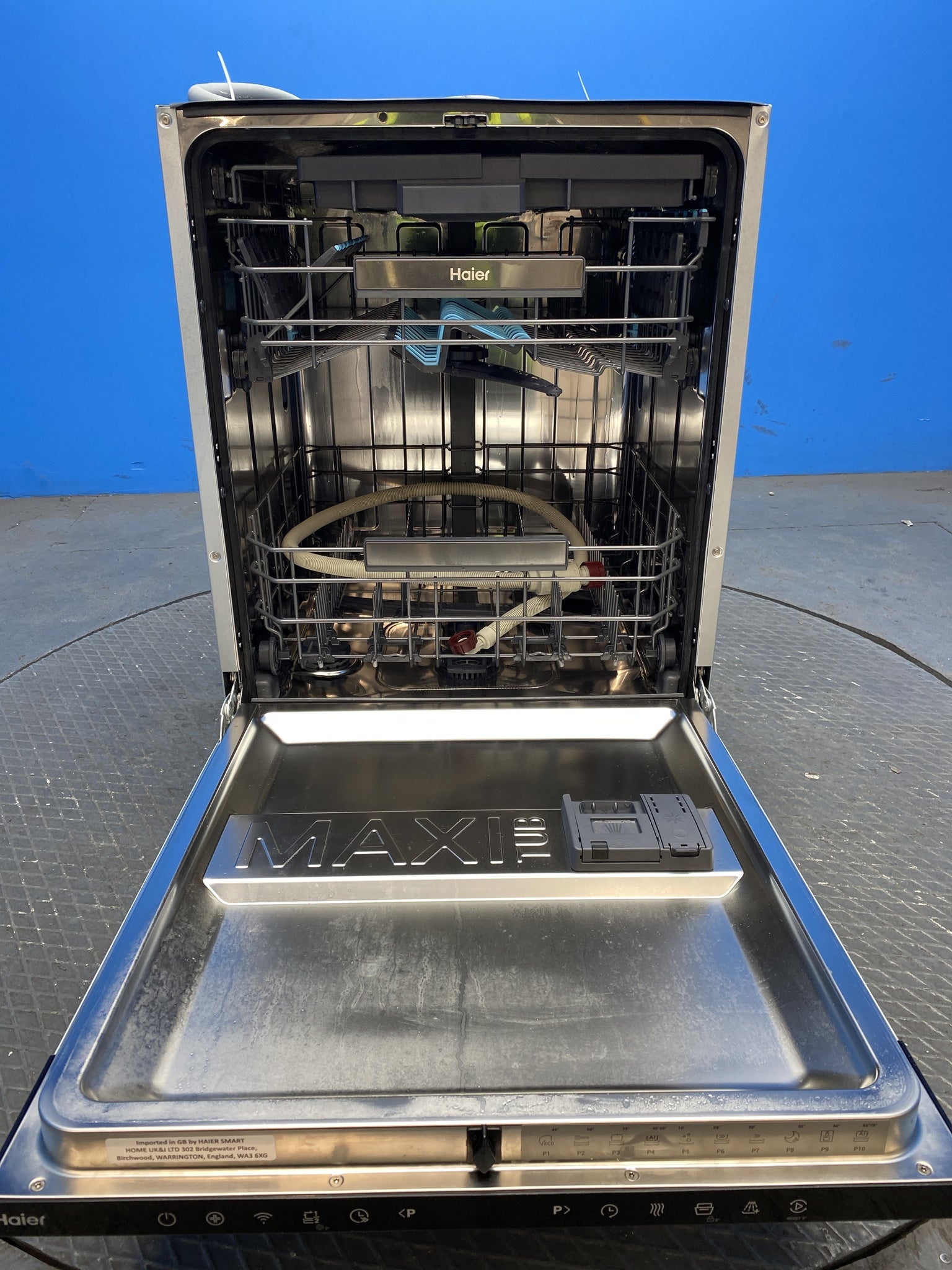 Haier XI6C4S3FSB Integrated 16 Place Dishwasher with Wi-Fi