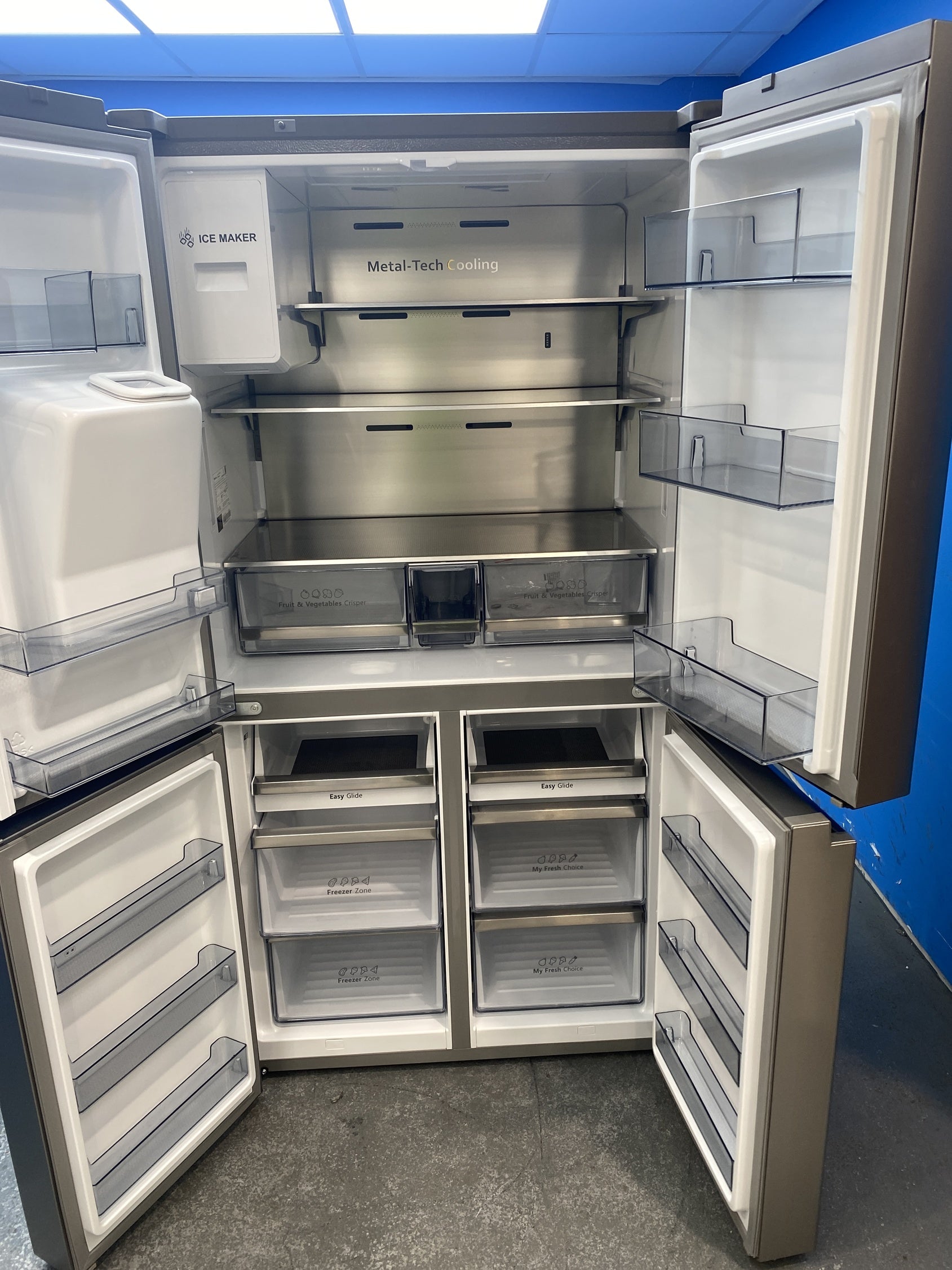 #GRC-157-234 - Hisense RQ760N4SASE 4-Door 584L American Fridge Freezer