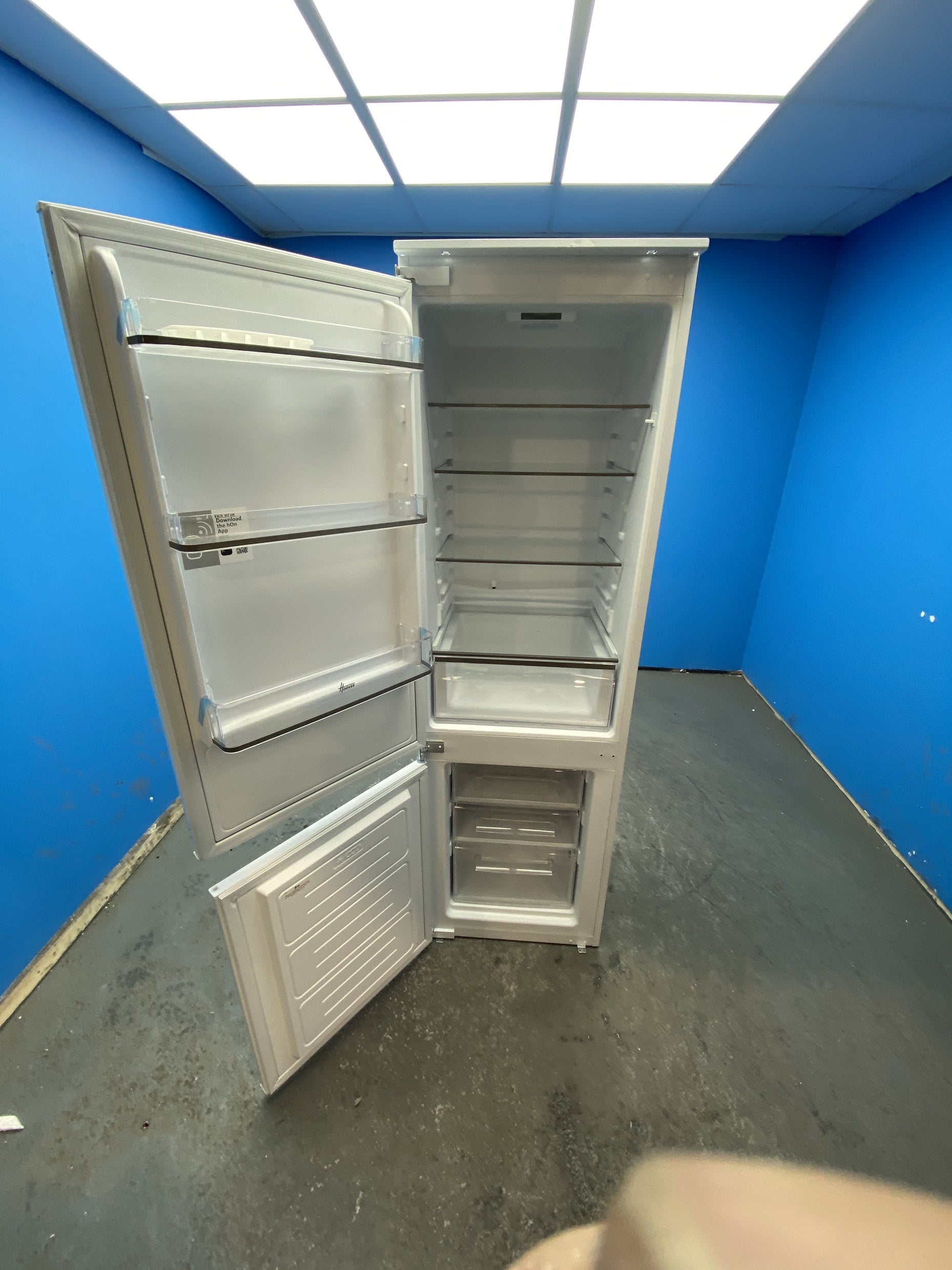 Hoover H-FRIDGE 300 HOBBML18EK Integrated 250 Litre Fridge Freezer