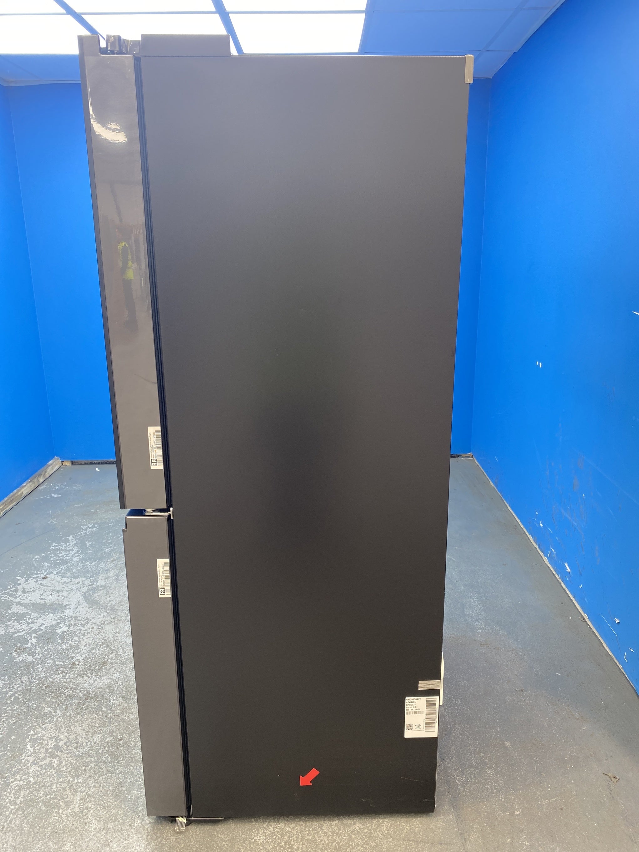 #GRC-157-195 - LG GMG96CRAFT InstaView 683 Litre French Door Fridge Freezer