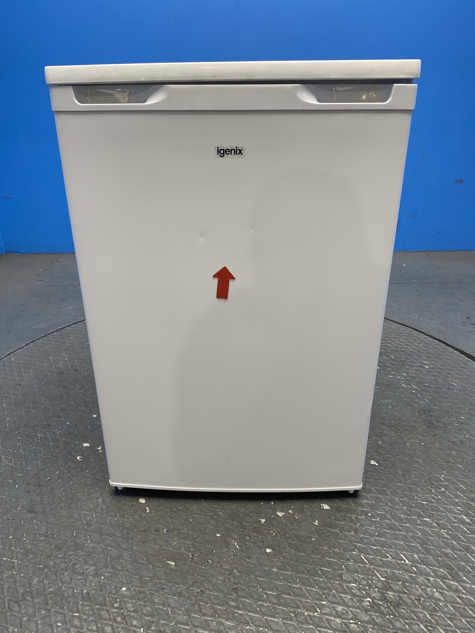 Igenix IG255W 136 Litre Under Counter Fridge