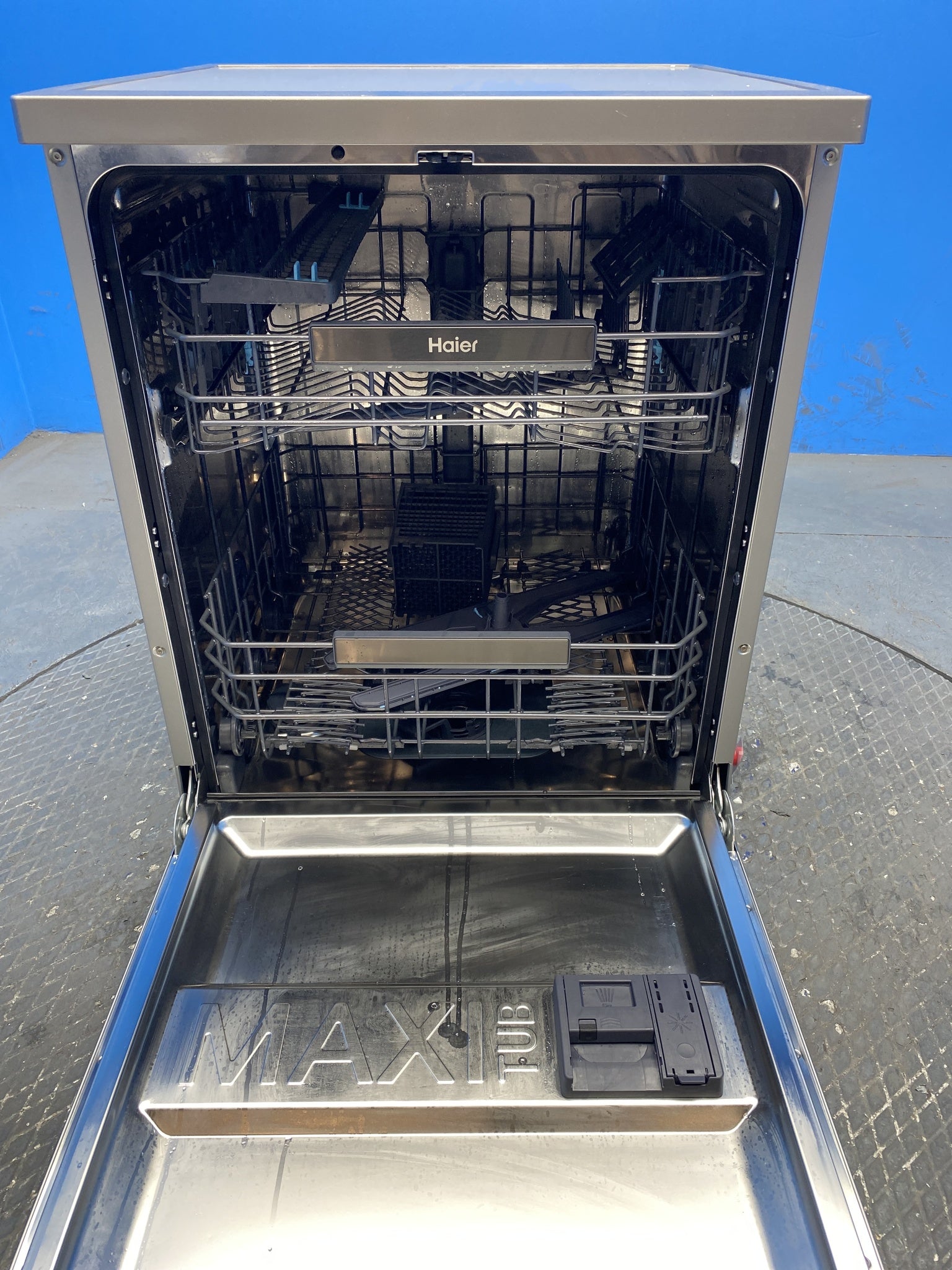 Haier I-Pro Shine Series 7 XF 4A4M0X-80 Wi-Fi 14 Place Dishwasher