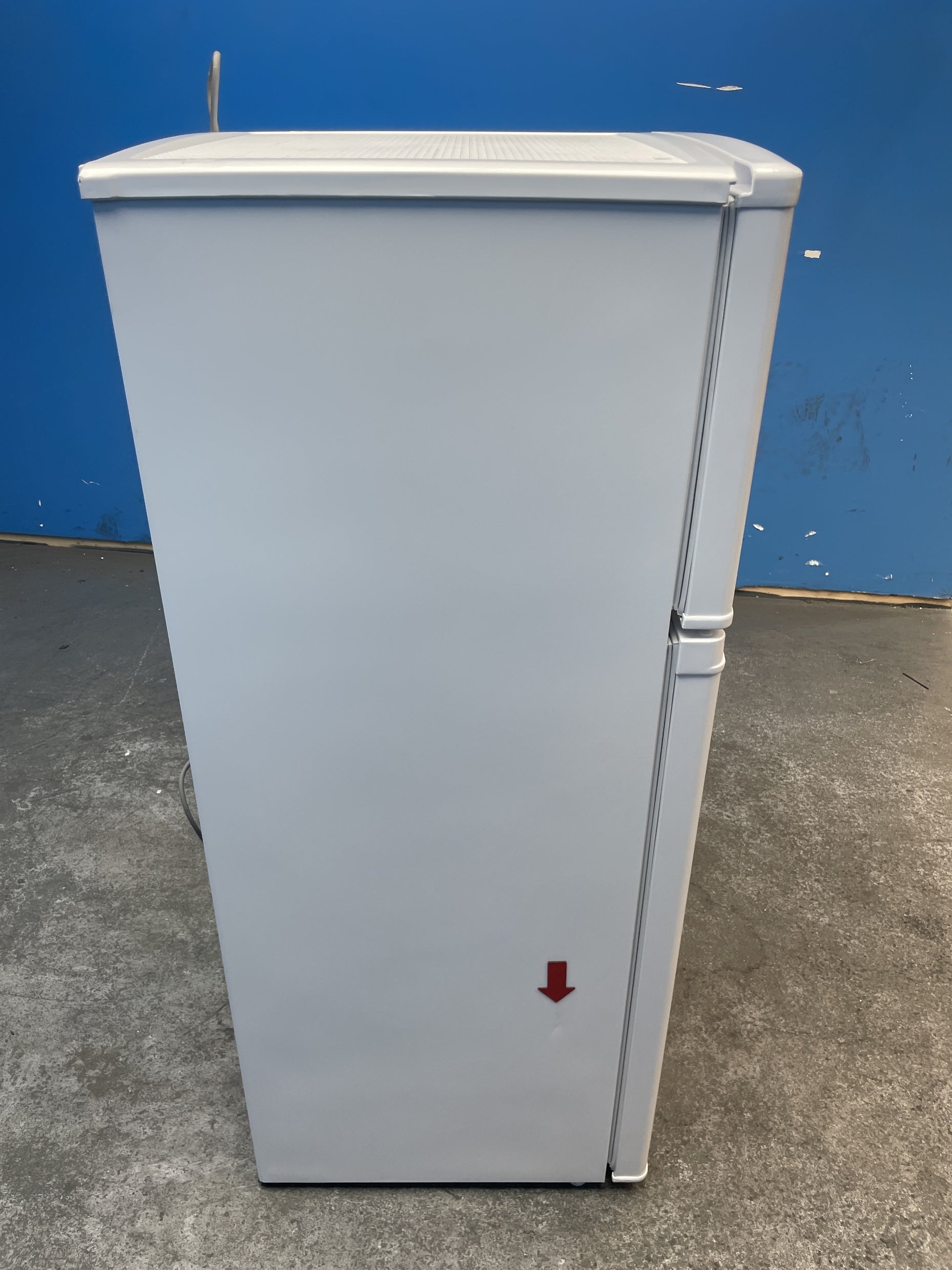 #GRC-158-560 - Candy CDH1S313EWK Slimline 117 Litre Top Mount Fridge Freezer