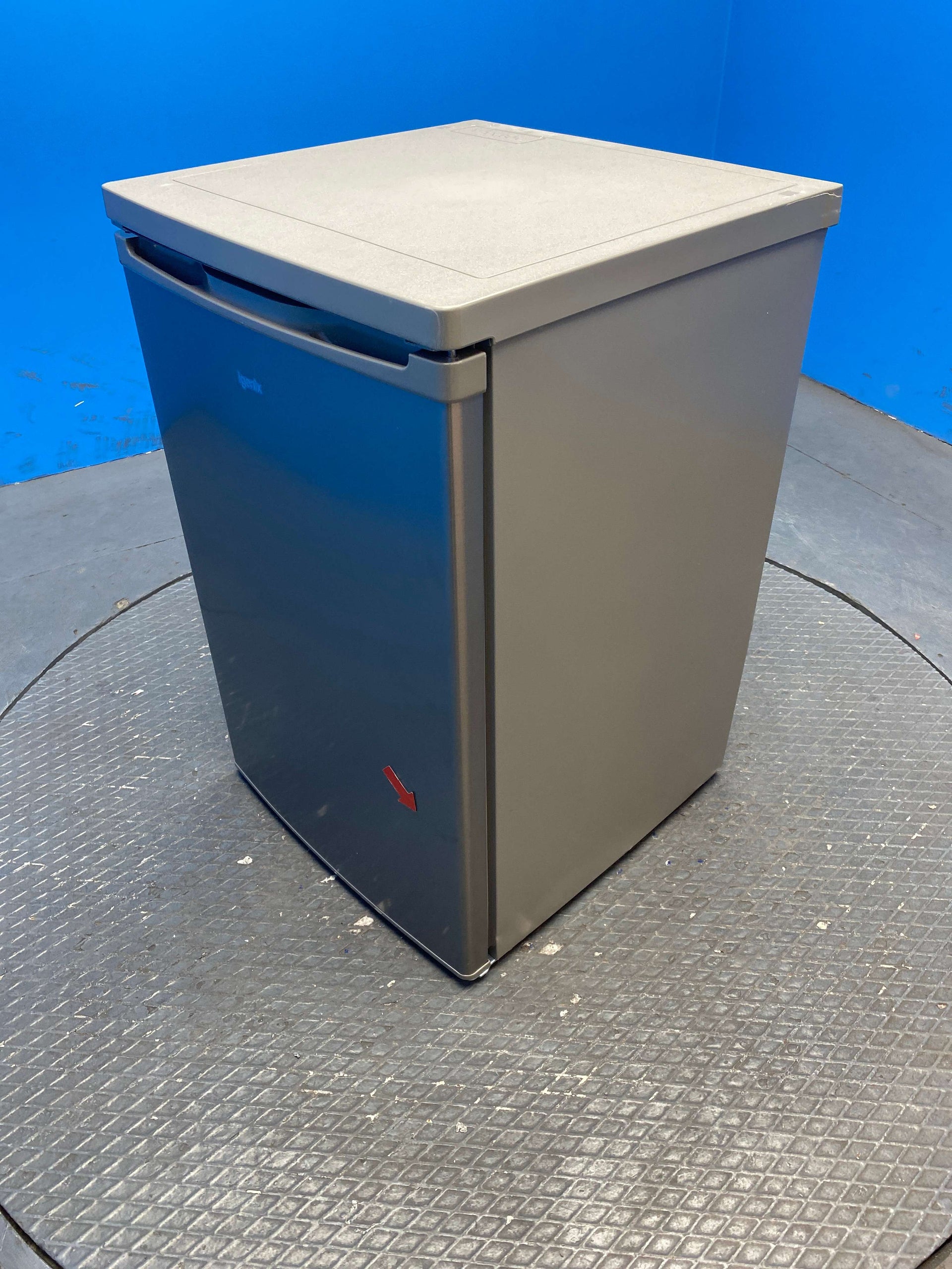 Igenix IG255X 136 Litre Undercounter Fridge