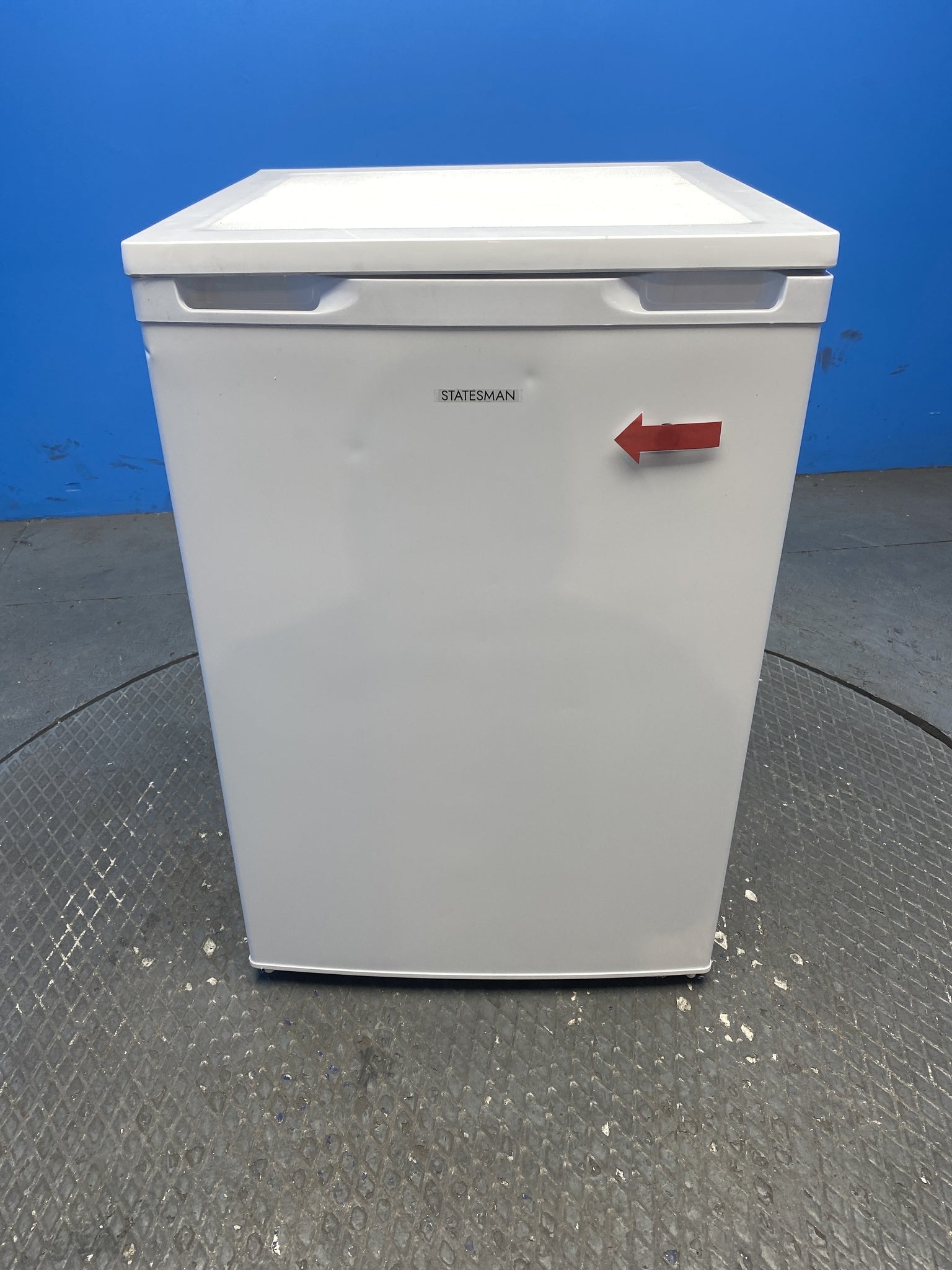 Statesman L255W 113 Litre 55cm Under Counter Fridge