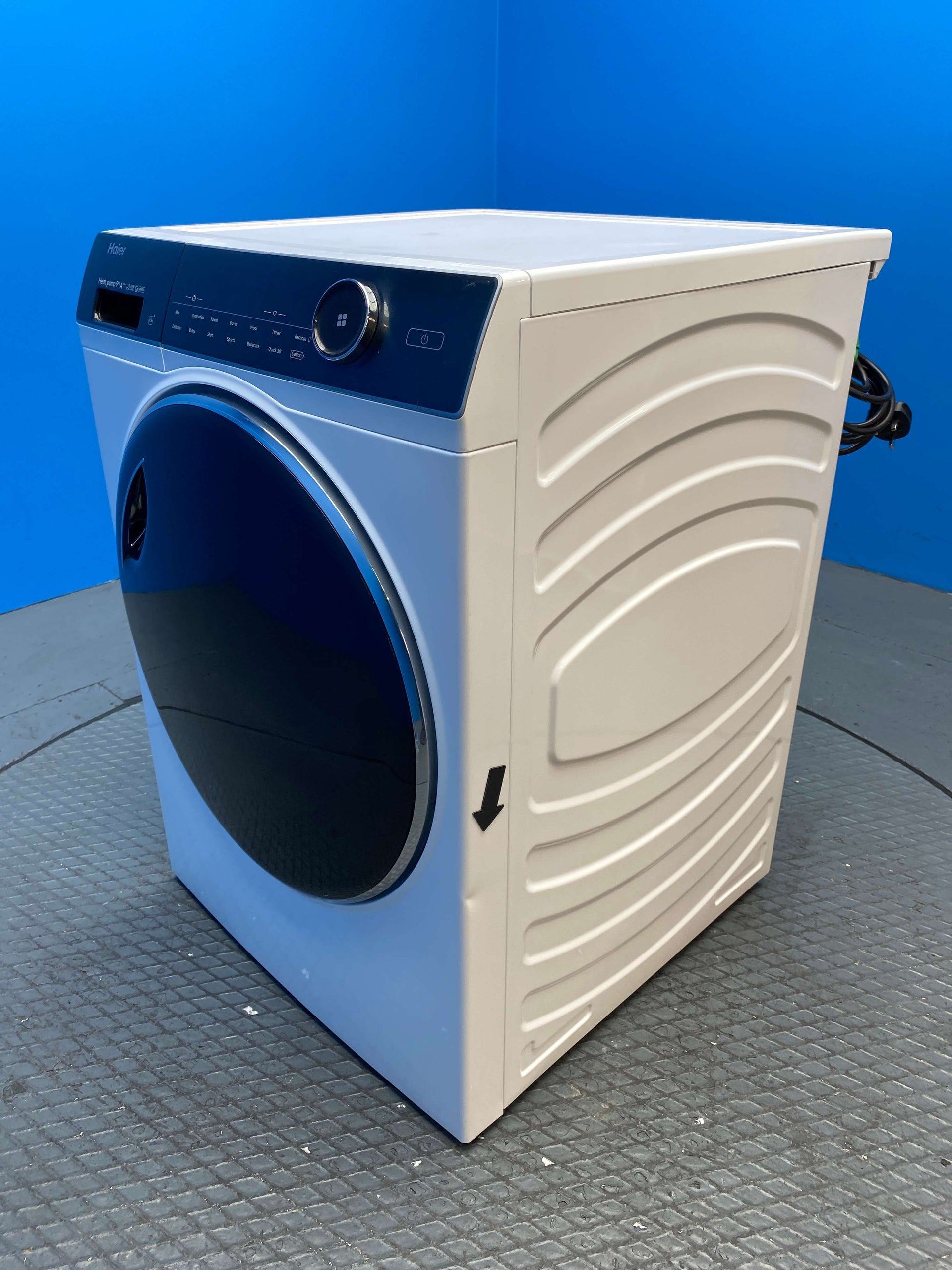 Haier HD90-A3Q979U1 9kg Heat Pump Tumble Dryer