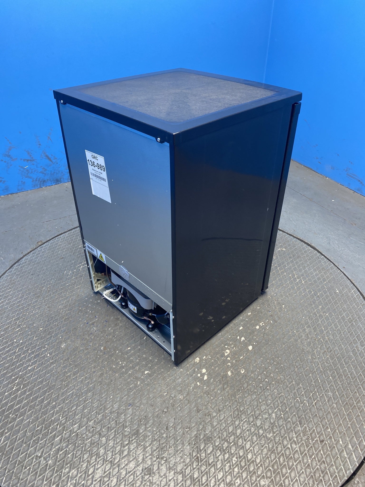 Statesman L255B 113 Litre 55cm Under Counter Fridge