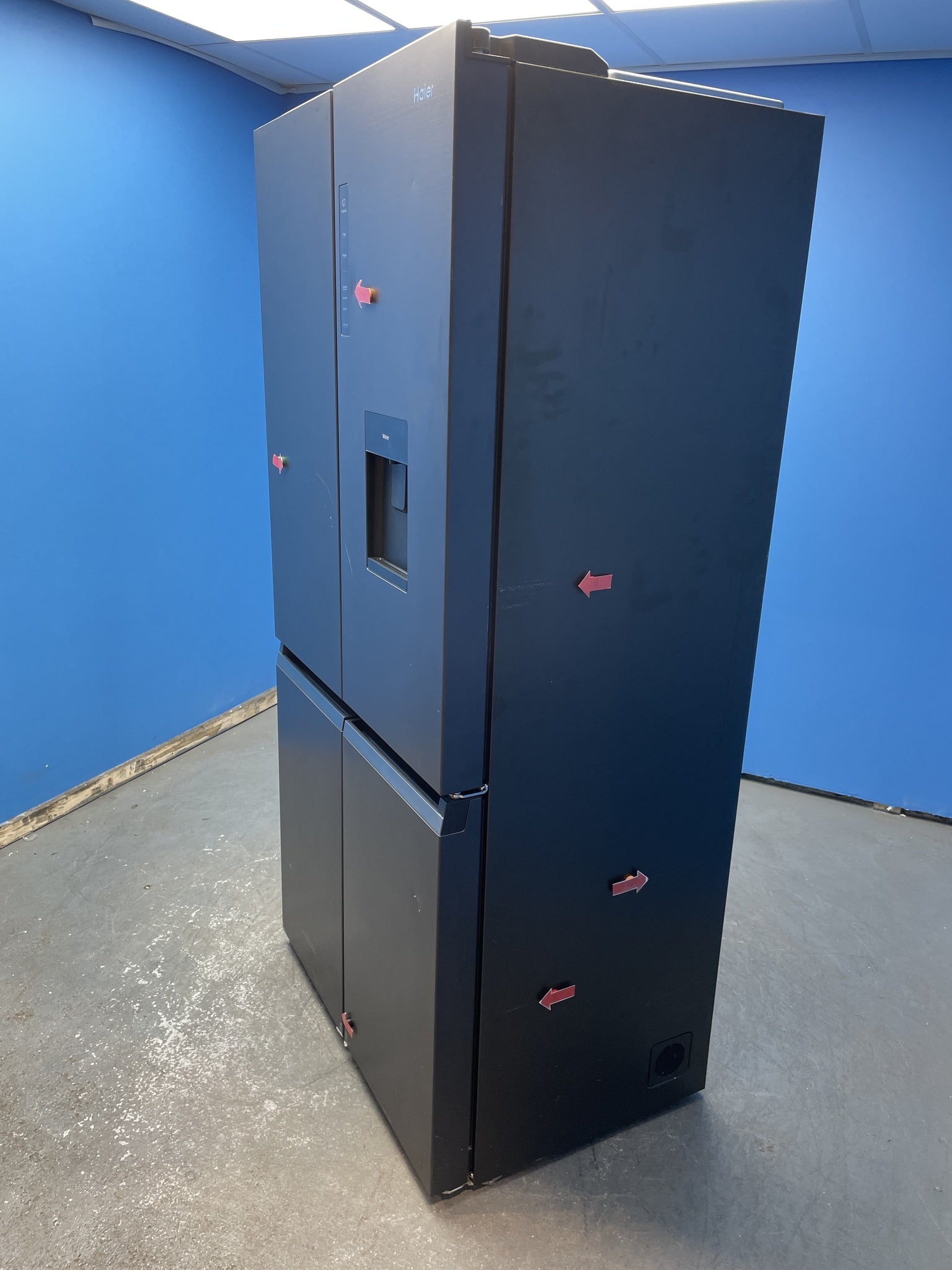 Haier HCR5919EHMB 528 Litre American Style Fridge Freezer