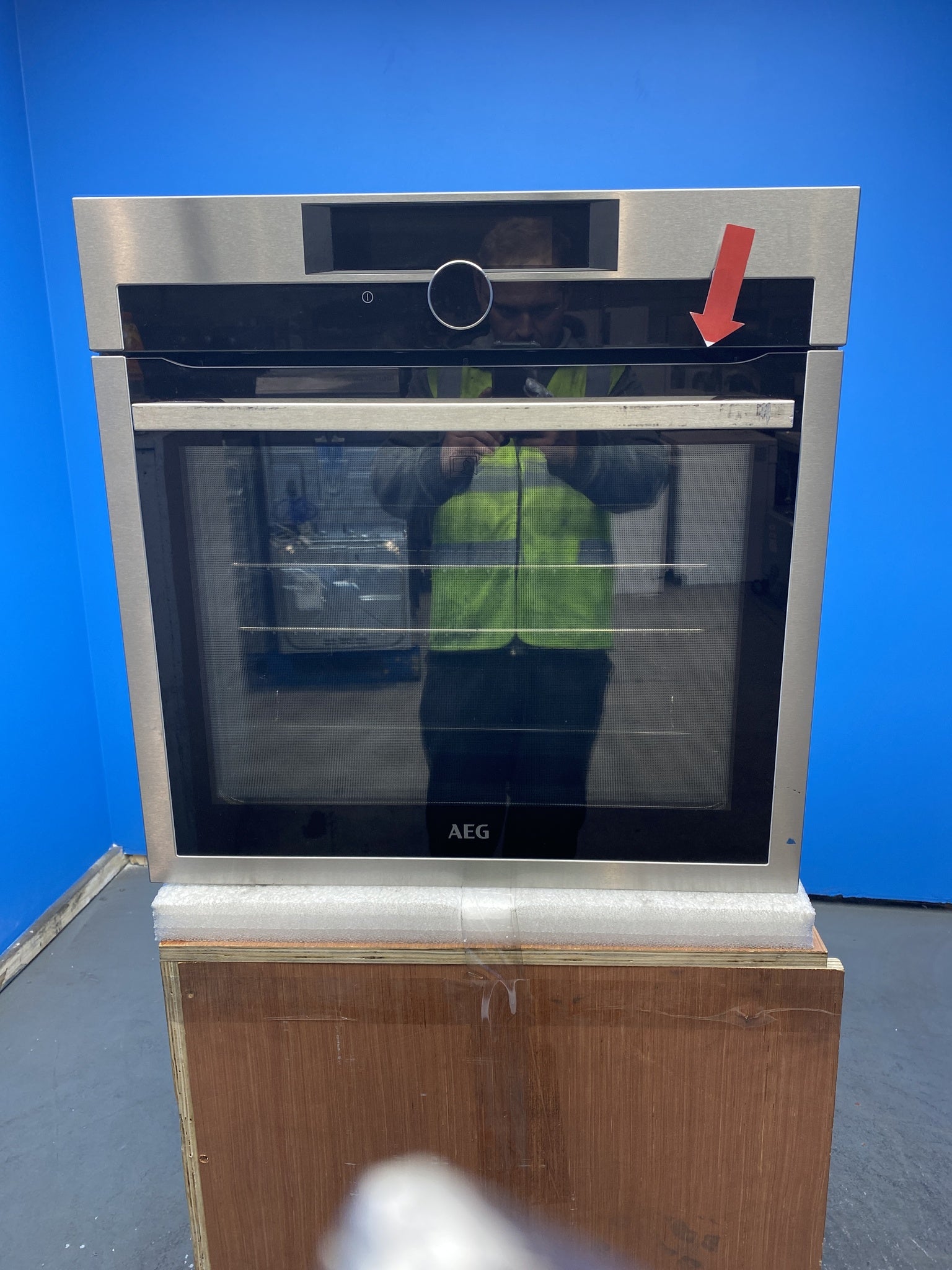 AEG SenseCook BPE842720M 71 L Pyrolytic Built-In Oven