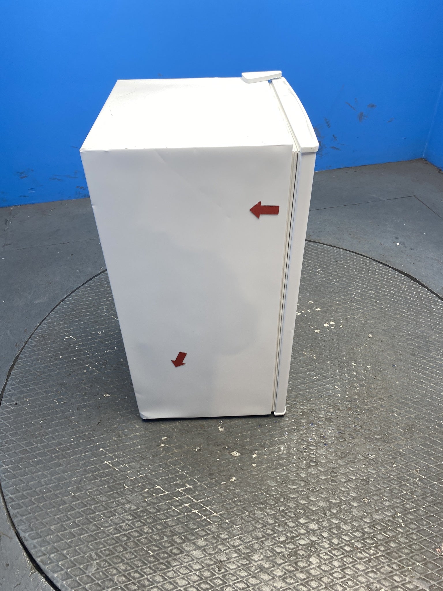 Statesman UC47LFW 93 Litres Under Counter Fridge