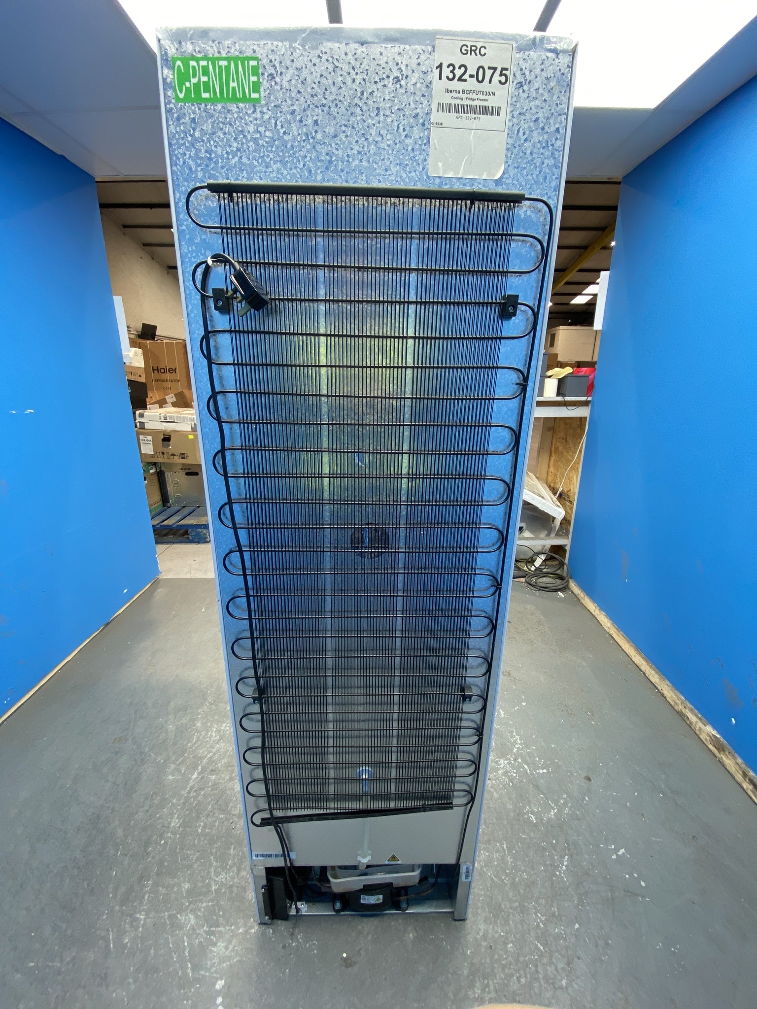 Iberna BCFFU7030/N 70/30 Integrated Fridge Freezer with Frost Free