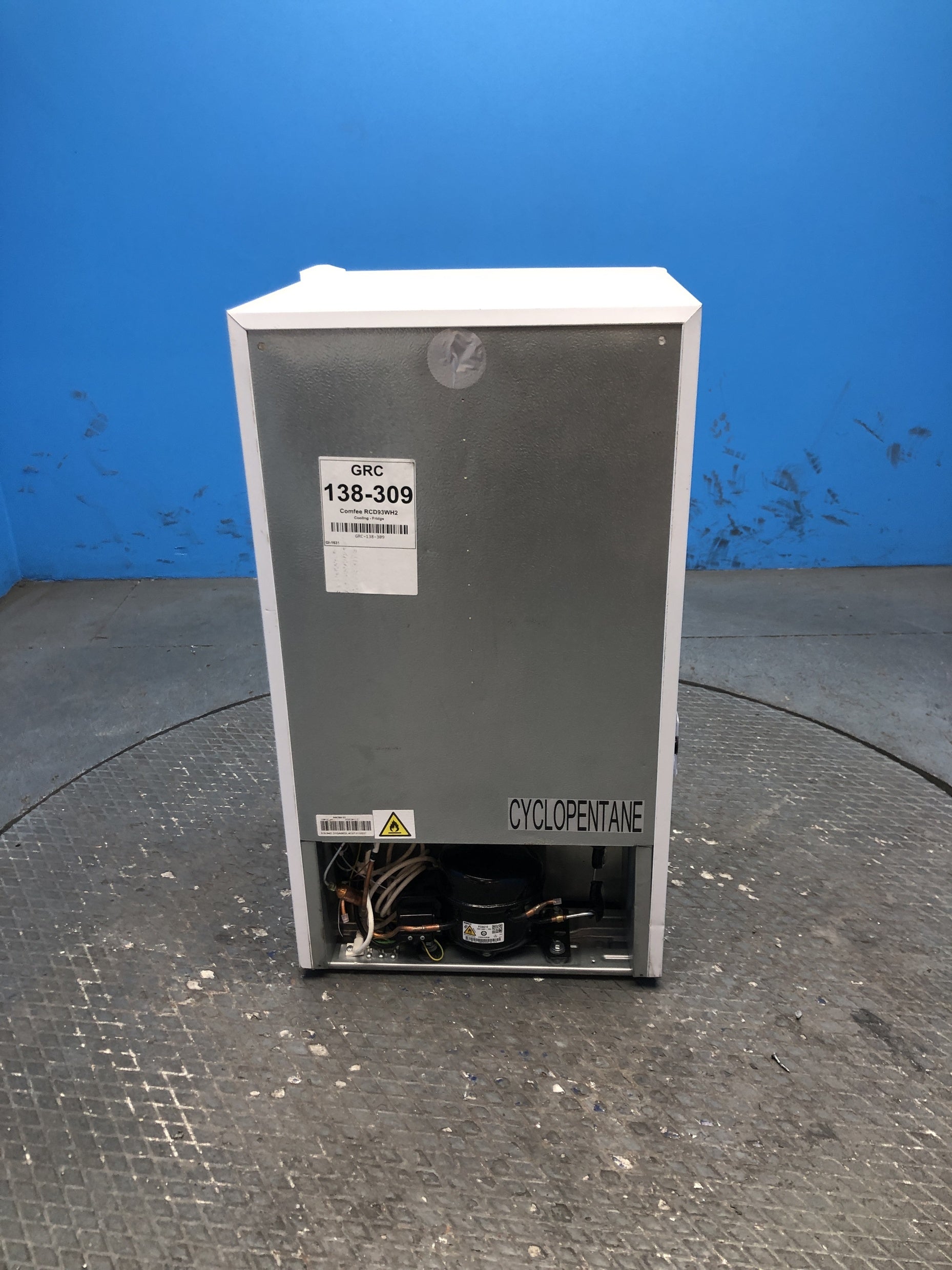 Comfee RCD93WH2(E) Under Counter Fridge with Cooler Box