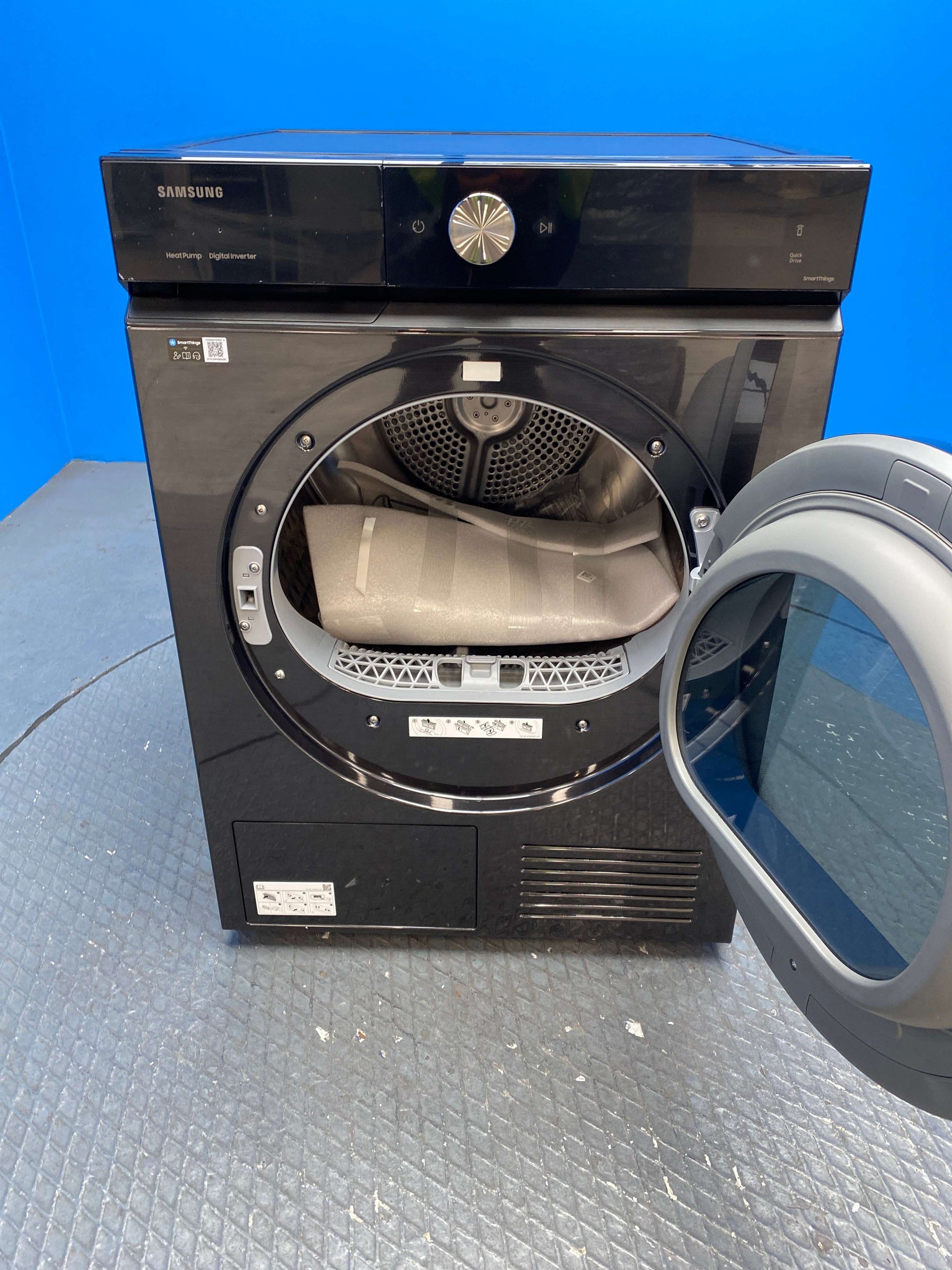 Samsung Series 8 DV90BB9445GB 9kg Heat Pump Tumble Dryer