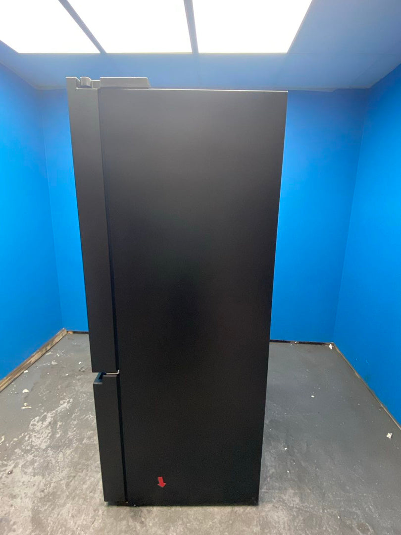 #GRC-159-359 - Hisense RF815N4SEFE 634L PureFlat American Fridge Freezer
