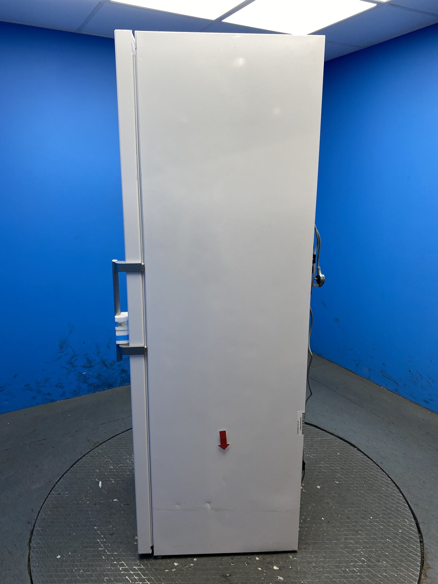 AEG 7000 Series OAG7M281EW 278L No Frost Tall Freezer