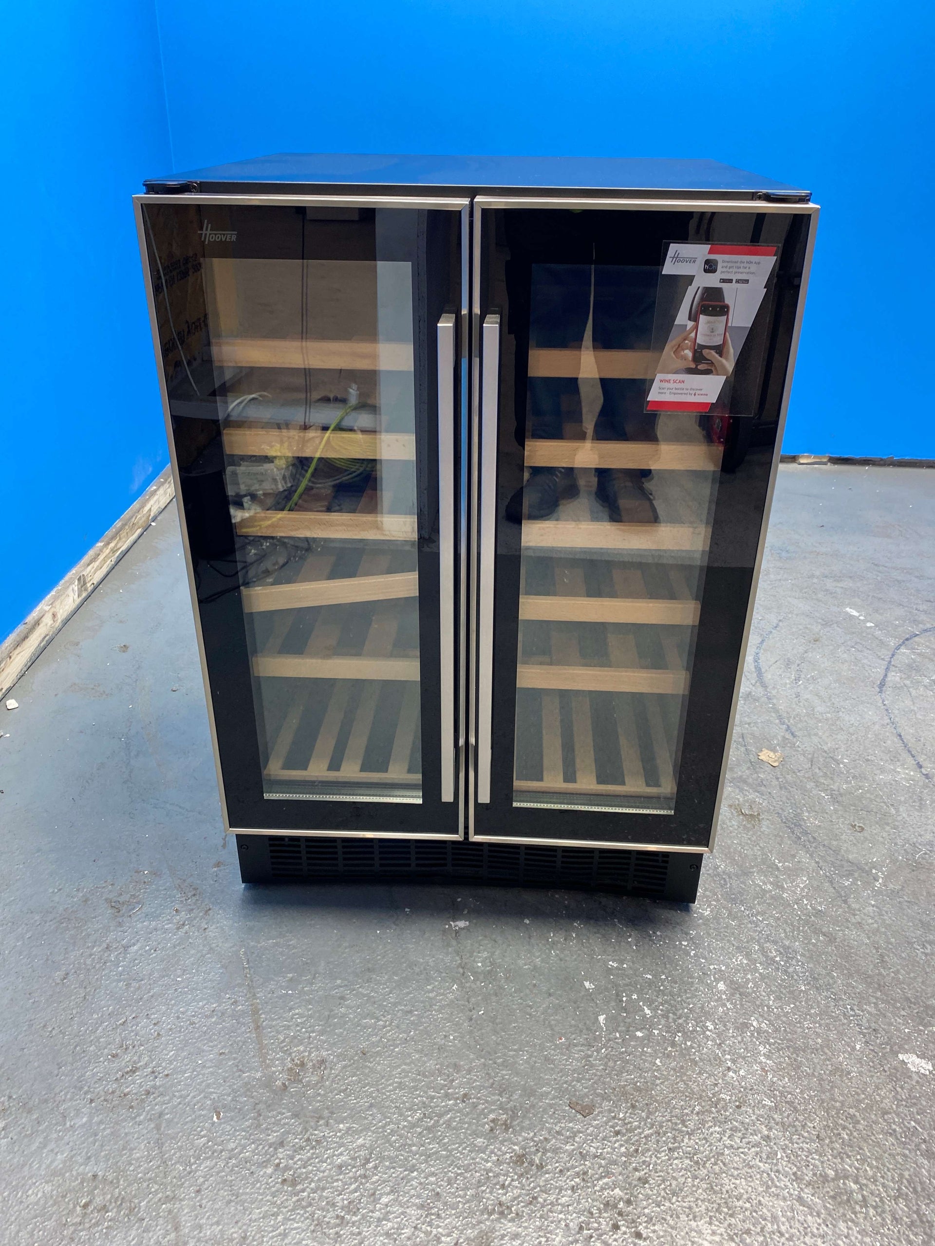 Hoover HWCB60DUK/N 38 Bottle Freestanding Wine Cooler