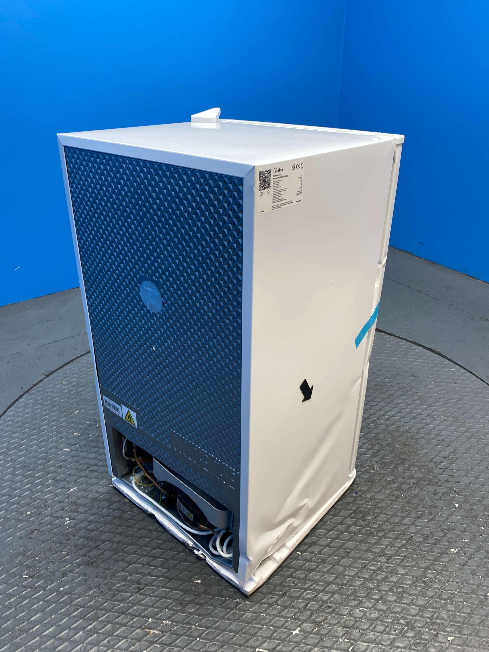 Midea MDRD125FGE01 80L Under Counter Mini Fridge