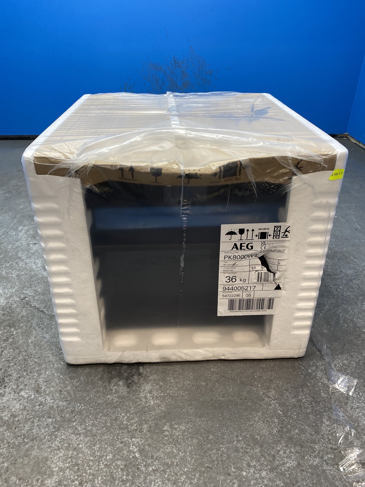 PK8000WT 8000 Series MealAssist Built Combi Microwave