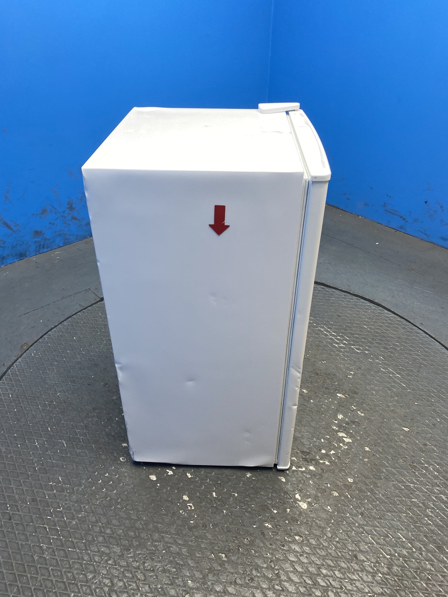 Statesman UC47LFW 93 Litres Under Counter Fridge